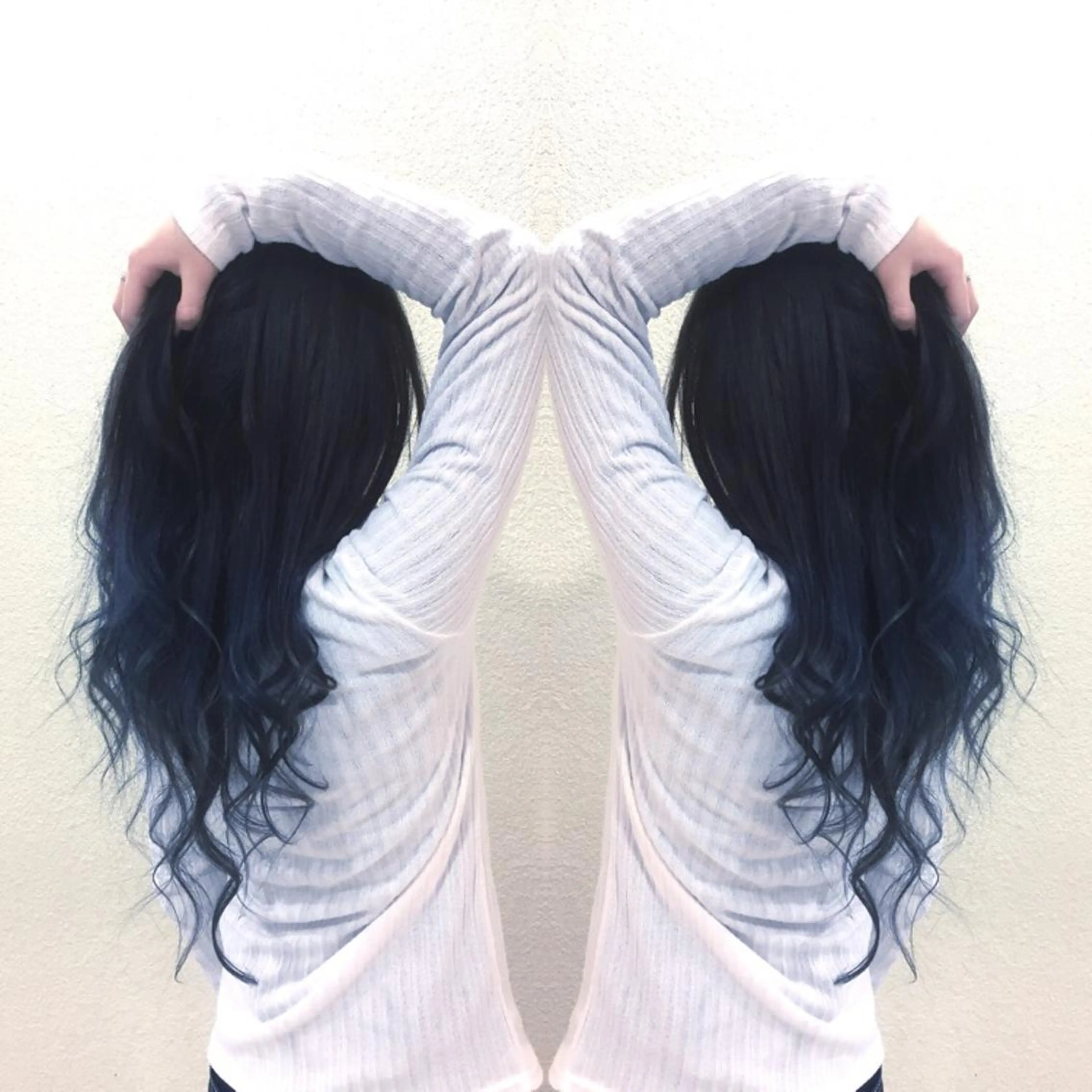 セミロング カラー ヘアアレンジ ブルーカラー グラデーションカラー 髪質改善特化サロン ICONIQ天神店のヘアスタイル