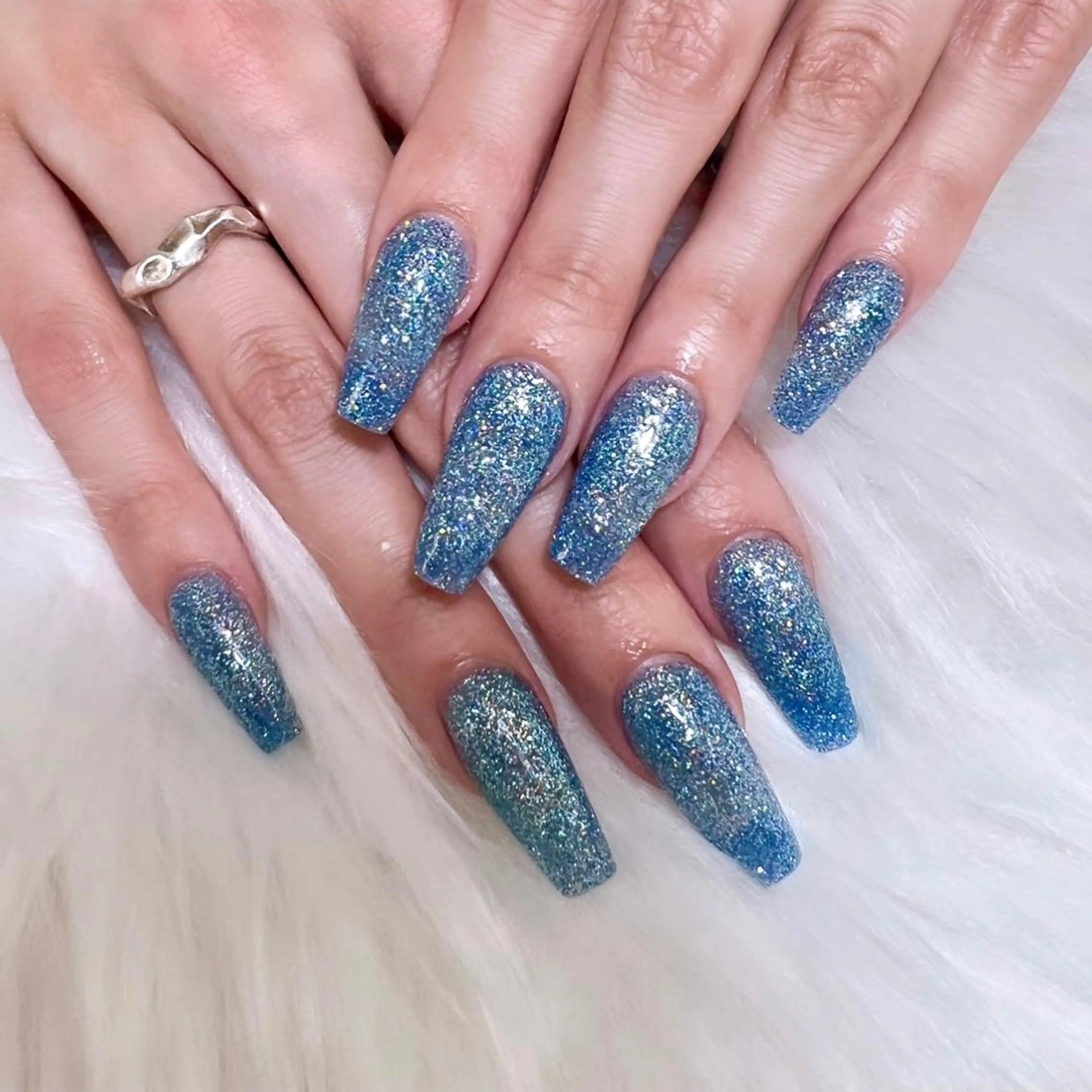 ネイル ラメ(グリッター) ワンカラーネイル スカルプネイル ハンドネイル feel ♡︎ remiのネイルデザイン