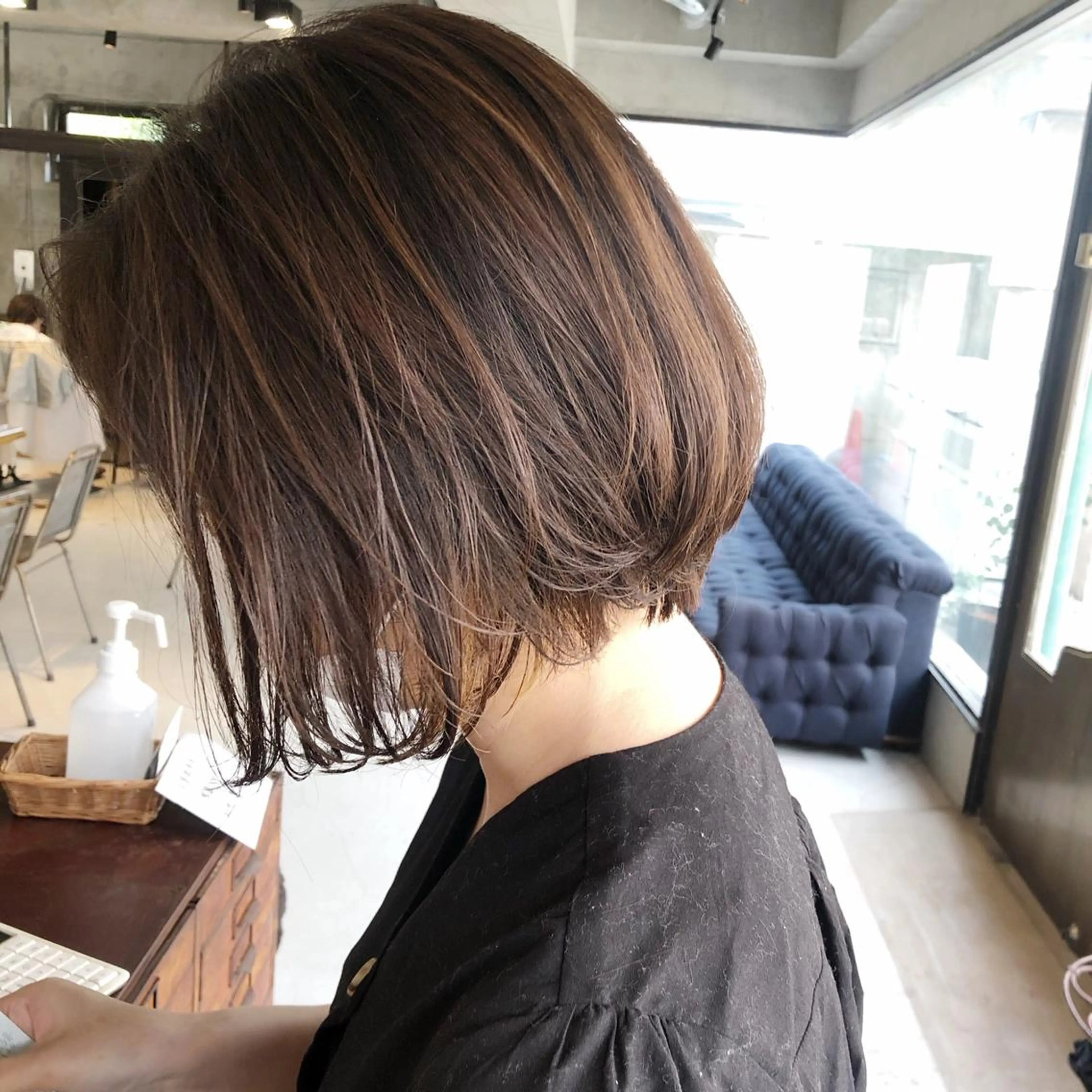 ショート SHARON（シャロン）所属・すきバサミを使わない カット✂️✨郡司泰之のヘアスタイル