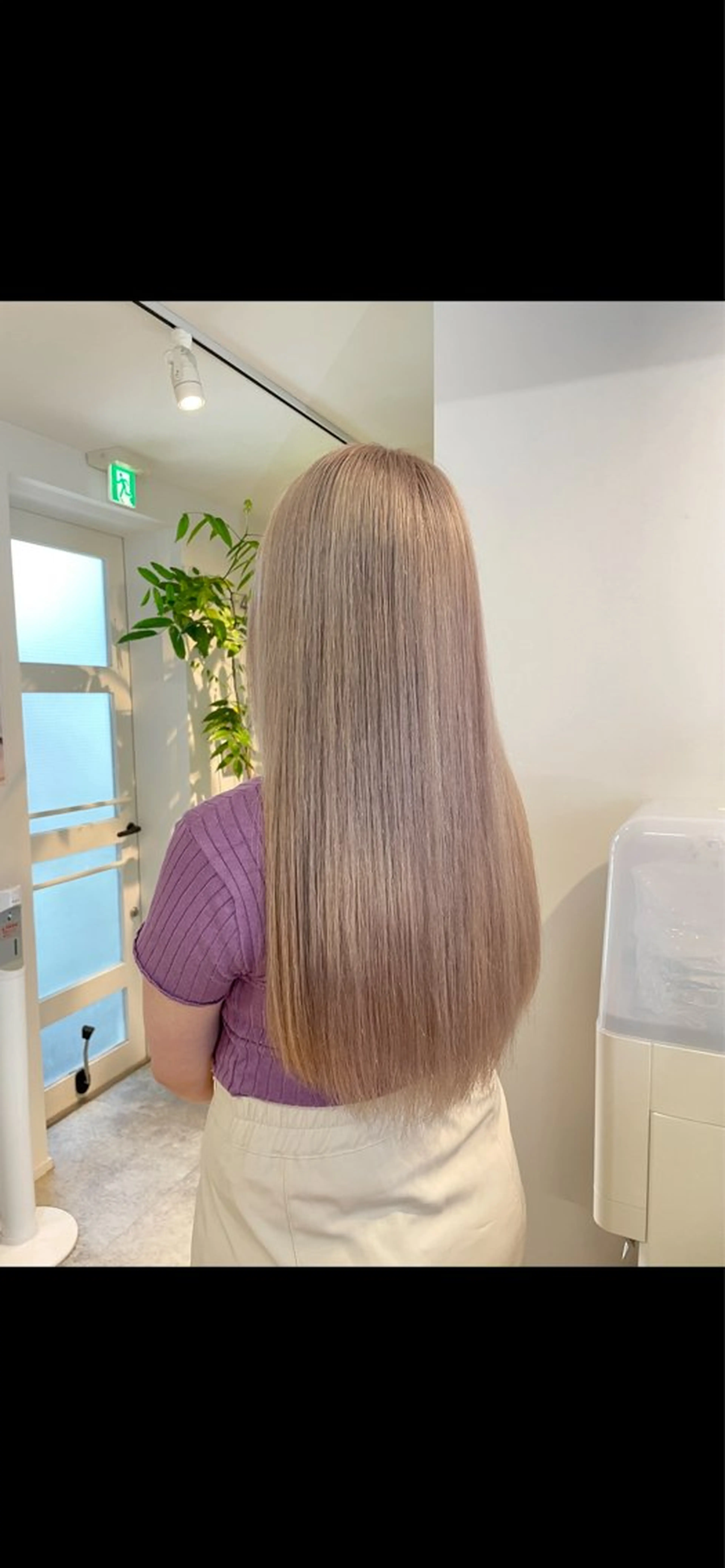 ケアブリーチダブルカラー(全頭毛先まで)の写真