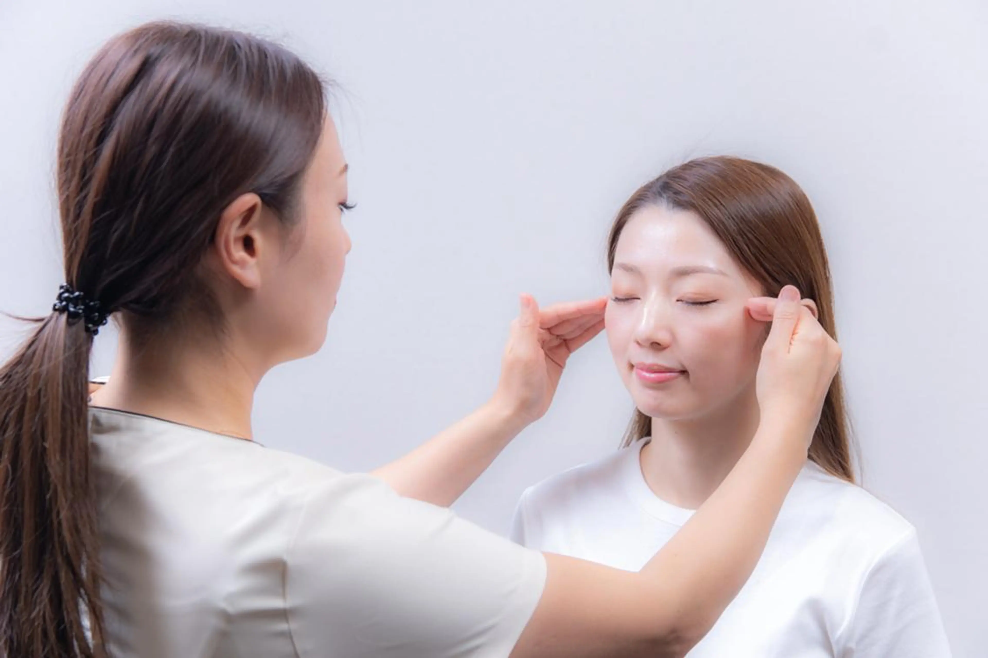 【口コミお約束限定】小顔整体＋肩こり 7600円→0円の写真