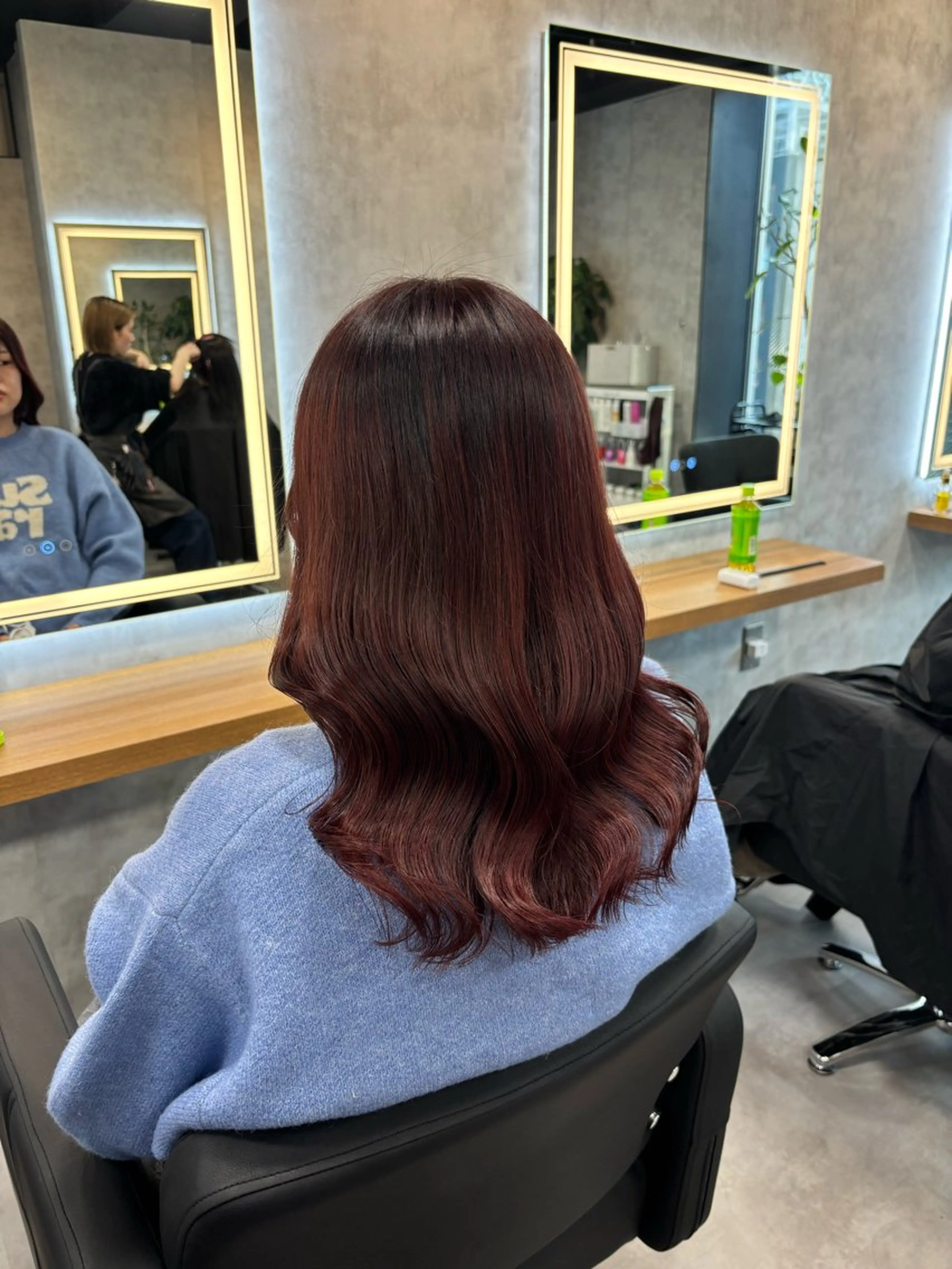 ロング カラー パーマ ヘアアレンジ 透明感ブリーチカラー 🌈TOMOHIROのヘアスタイル