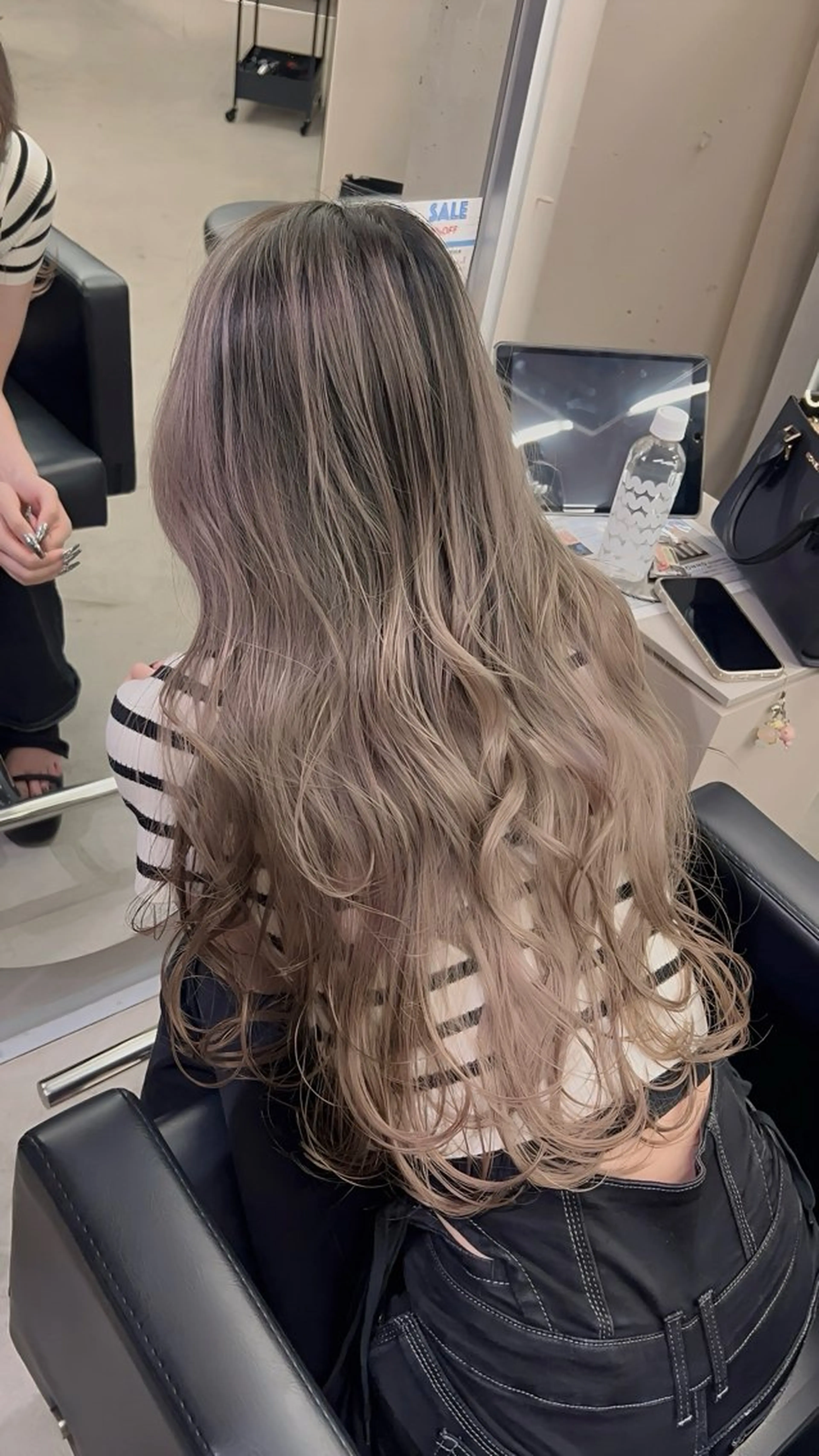 カラー ヘアカラー トリートメント 今が1番似合う自分に /志音のヘアスタイル