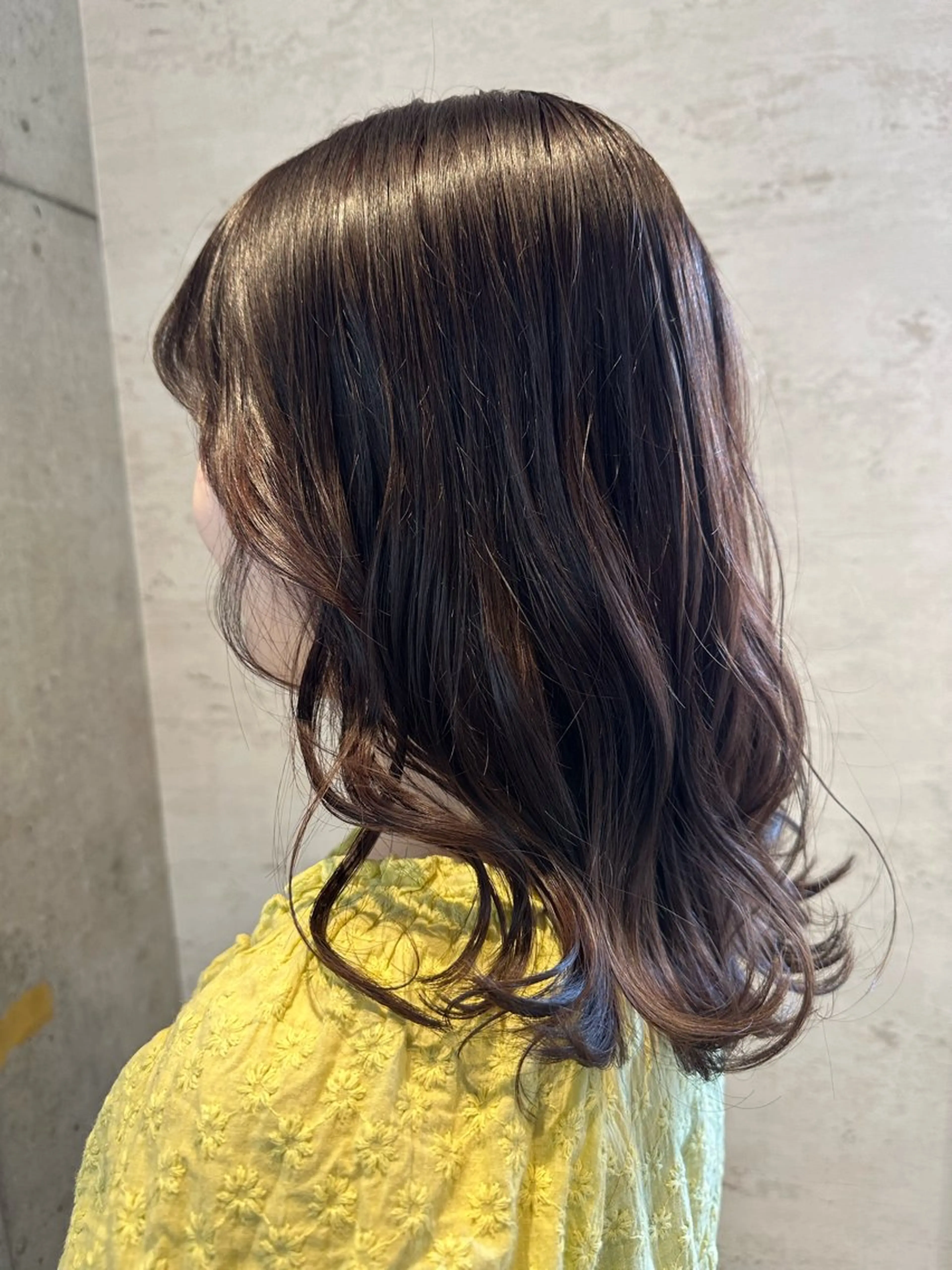 セミロング カラー カット ヘアカラー トリートメント 女性に人気♪ はやしほのかのヘアスタイル