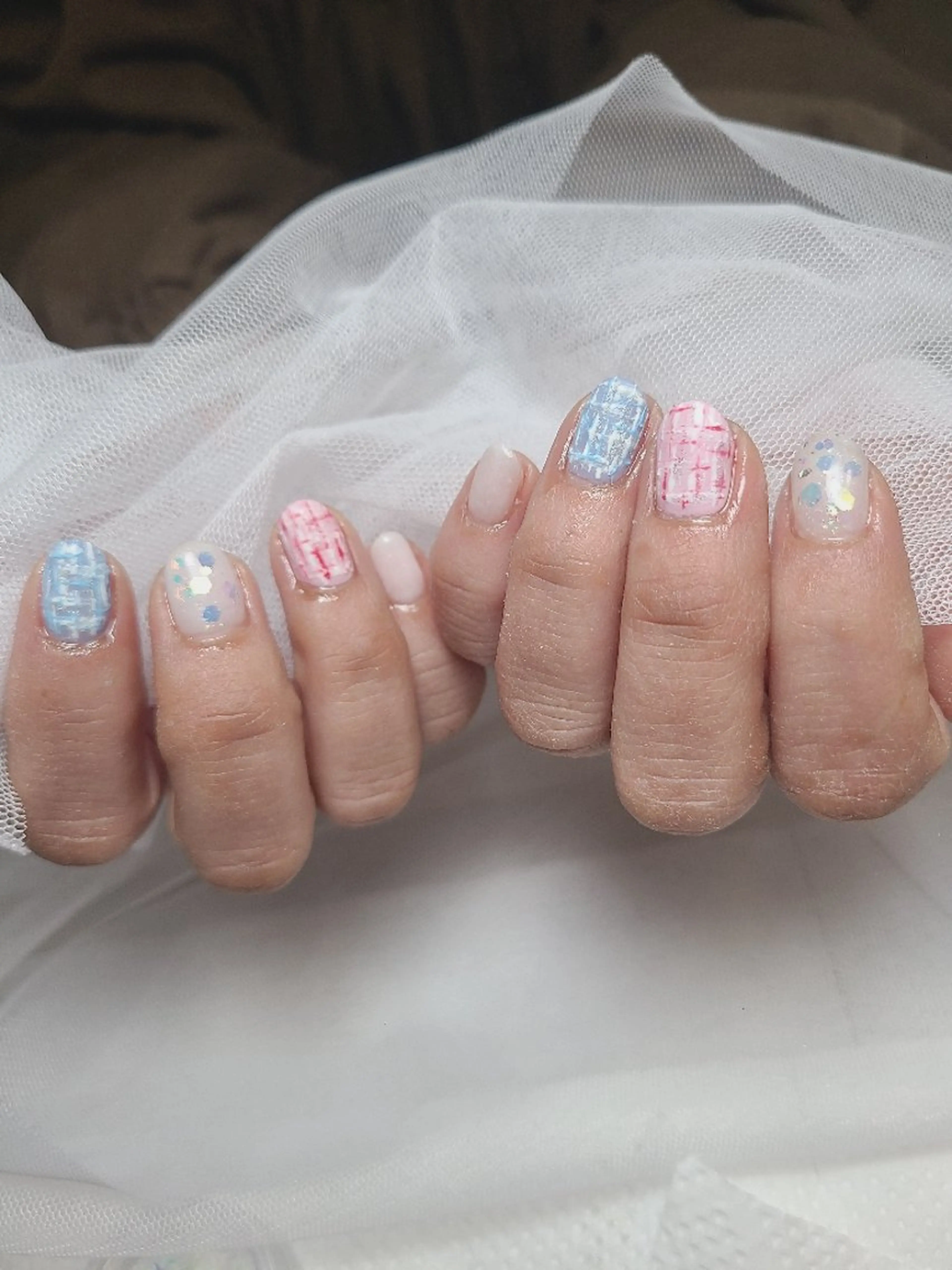 ネイル ブルー ジェルネイル ホログラムネイル ピンク ショートネイル Nailroom3  古屋明美のネイルデザイン