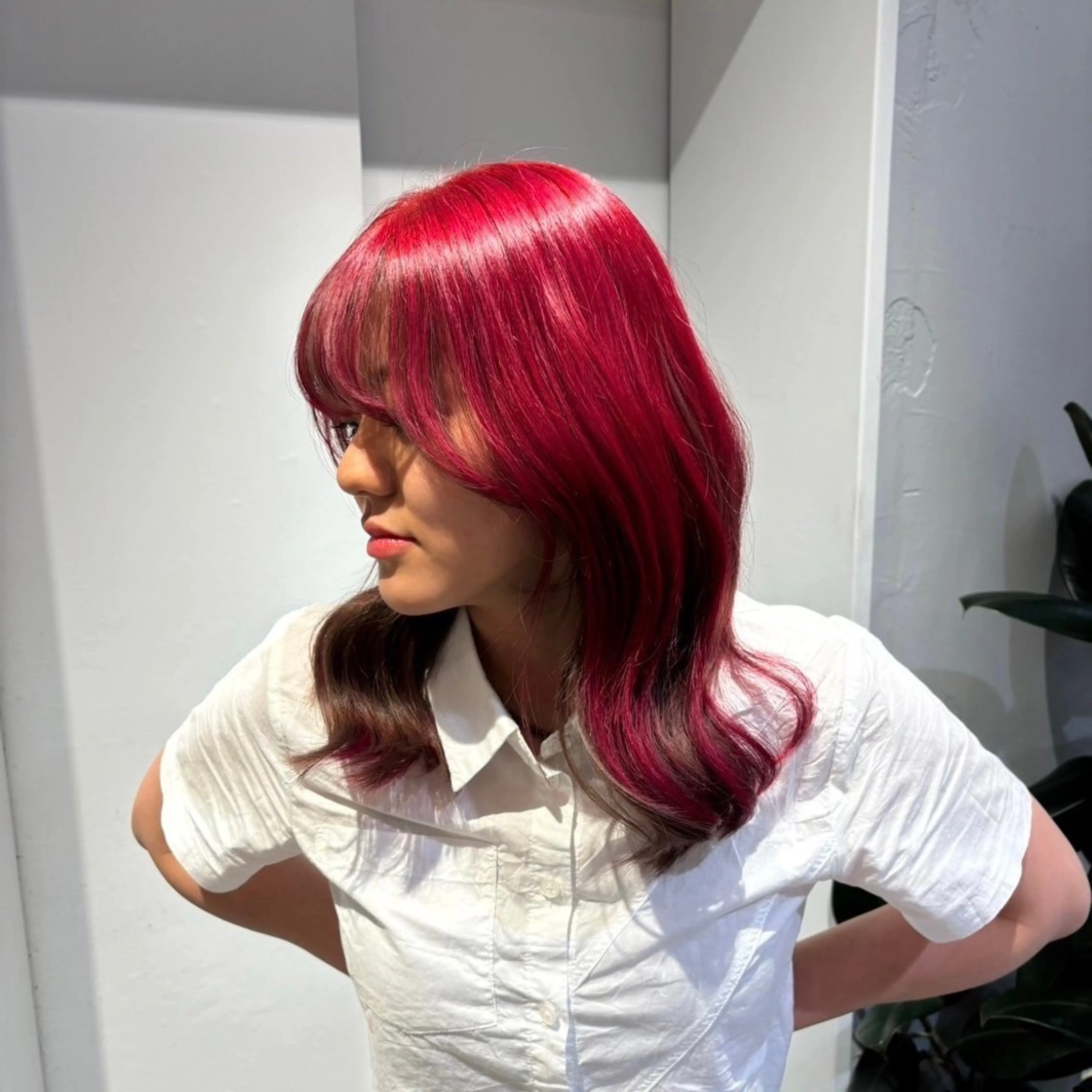 セミロング カラー sawaka🪽うる 艶カラー/レイヤーのヘアスタイル