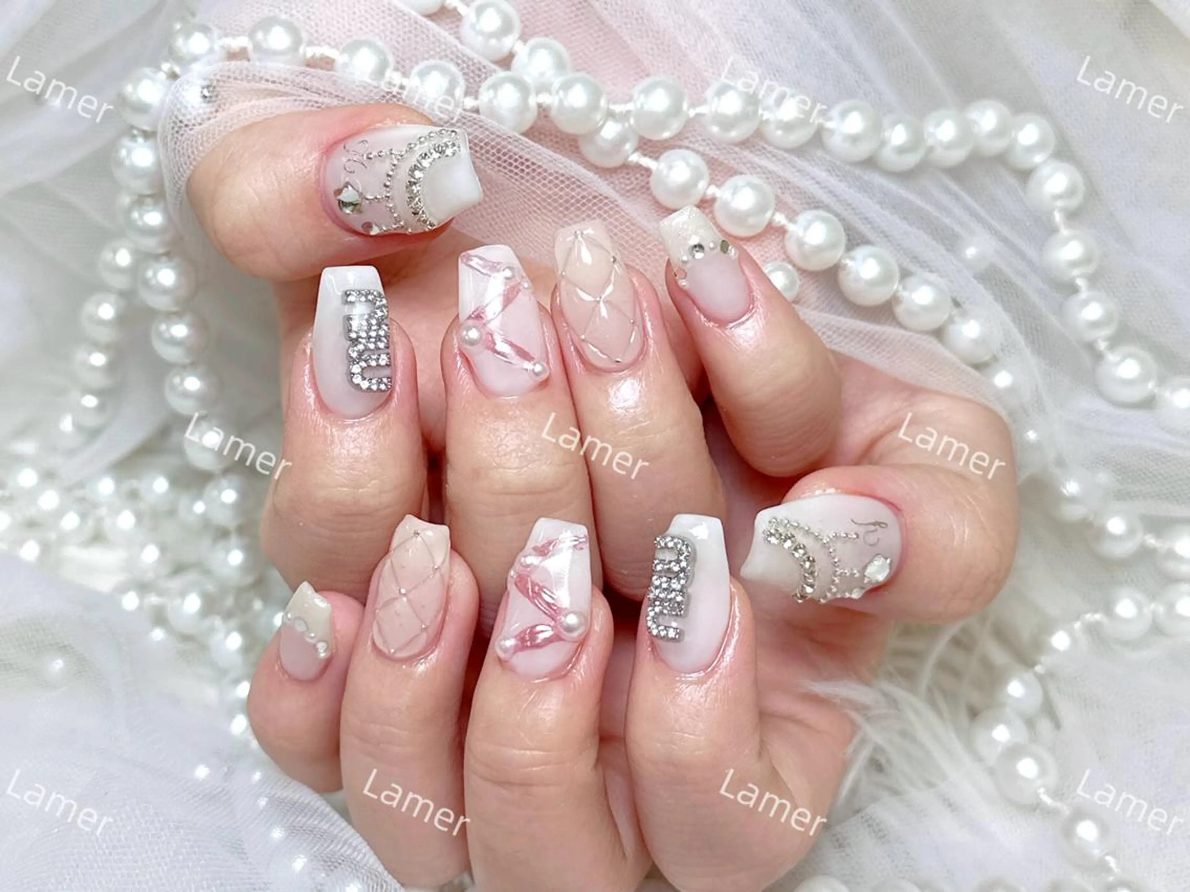 ネイル ✨荒木 🌙のネイルデザイン