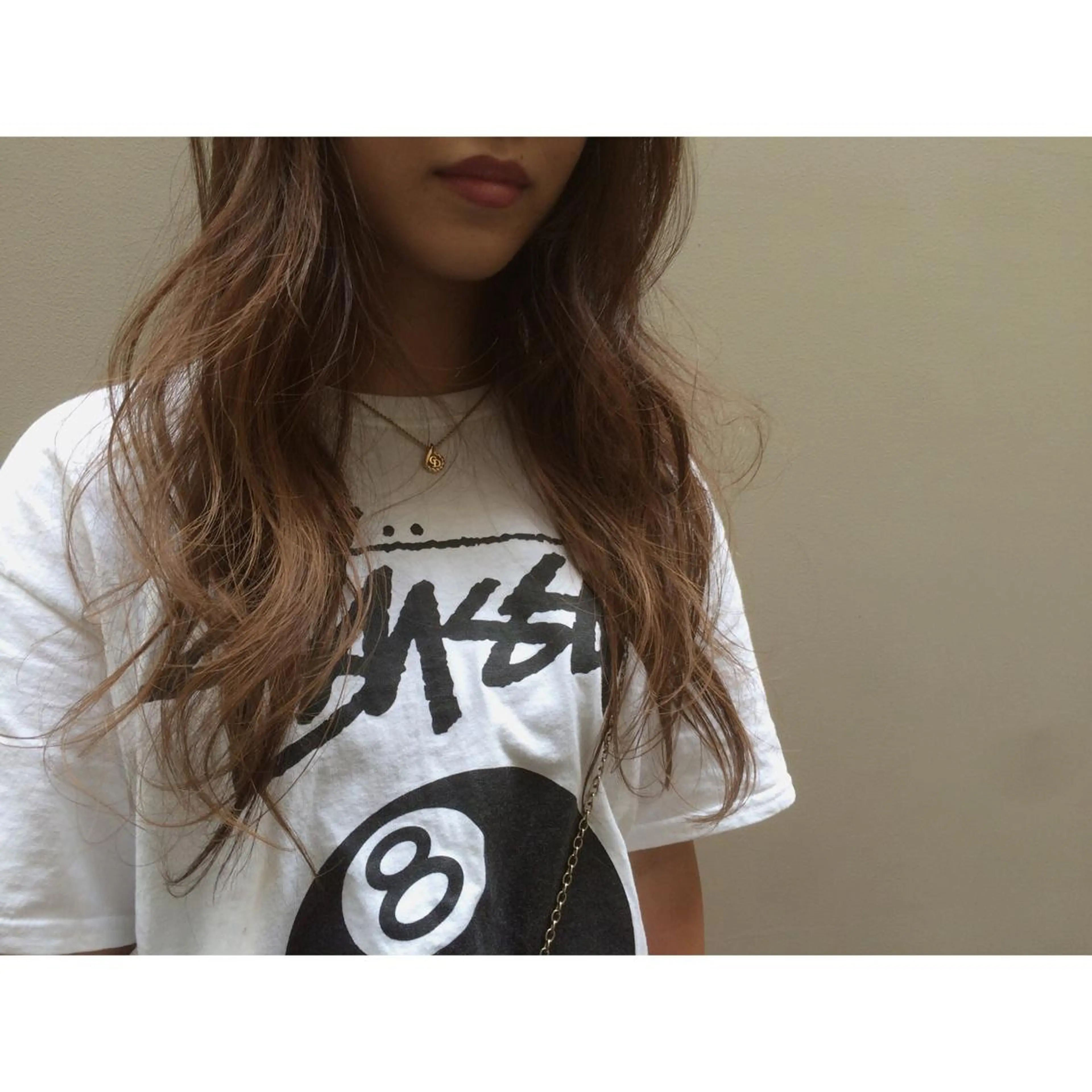 セミロング ロング カラー アッシュ ブリーチ イルミナカラー オリーブアッシュ 日々所属・谷 大地のヘアスタイル