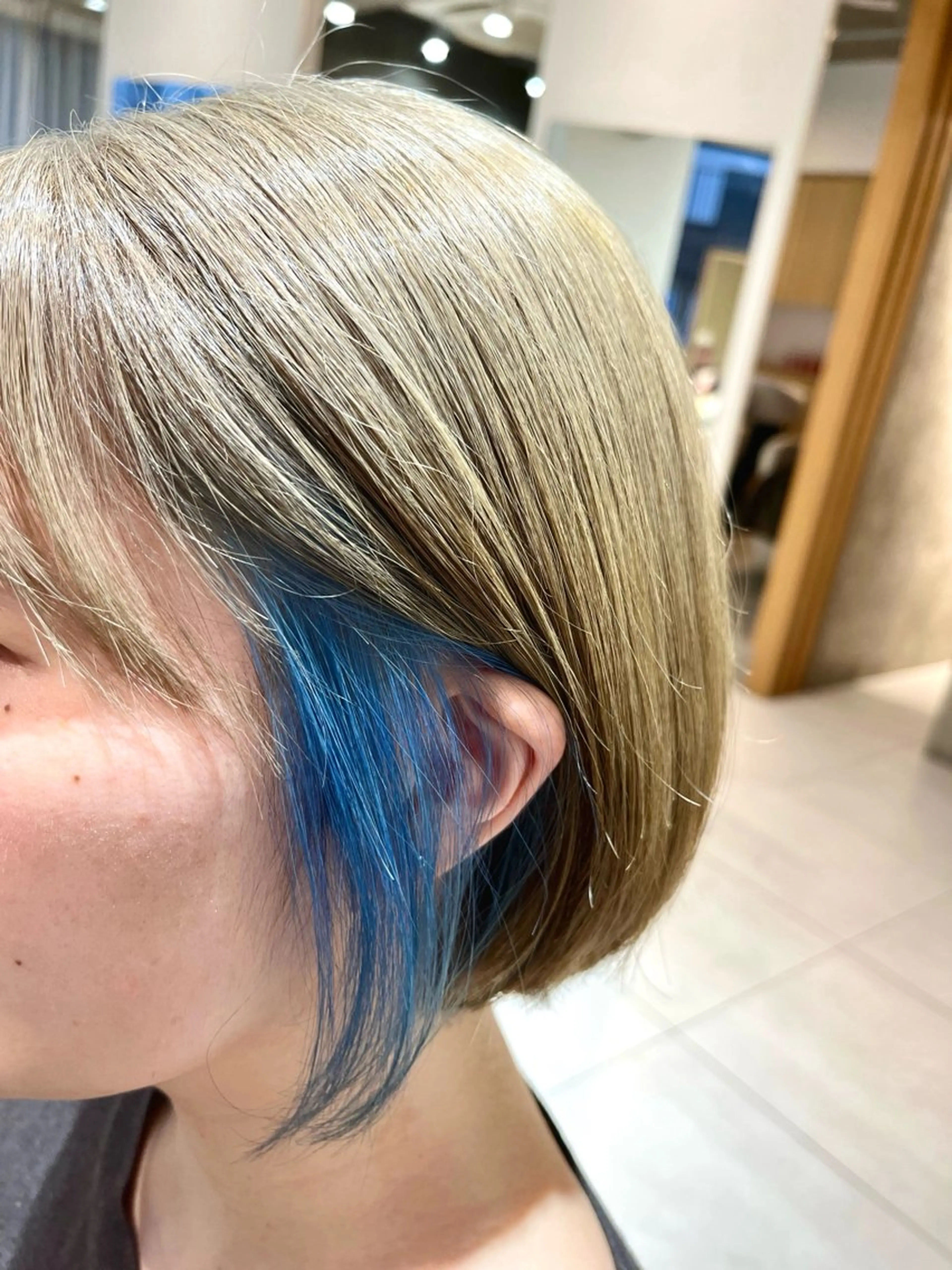 ミディアム カラー 竹内 裕香のヘアスタイル