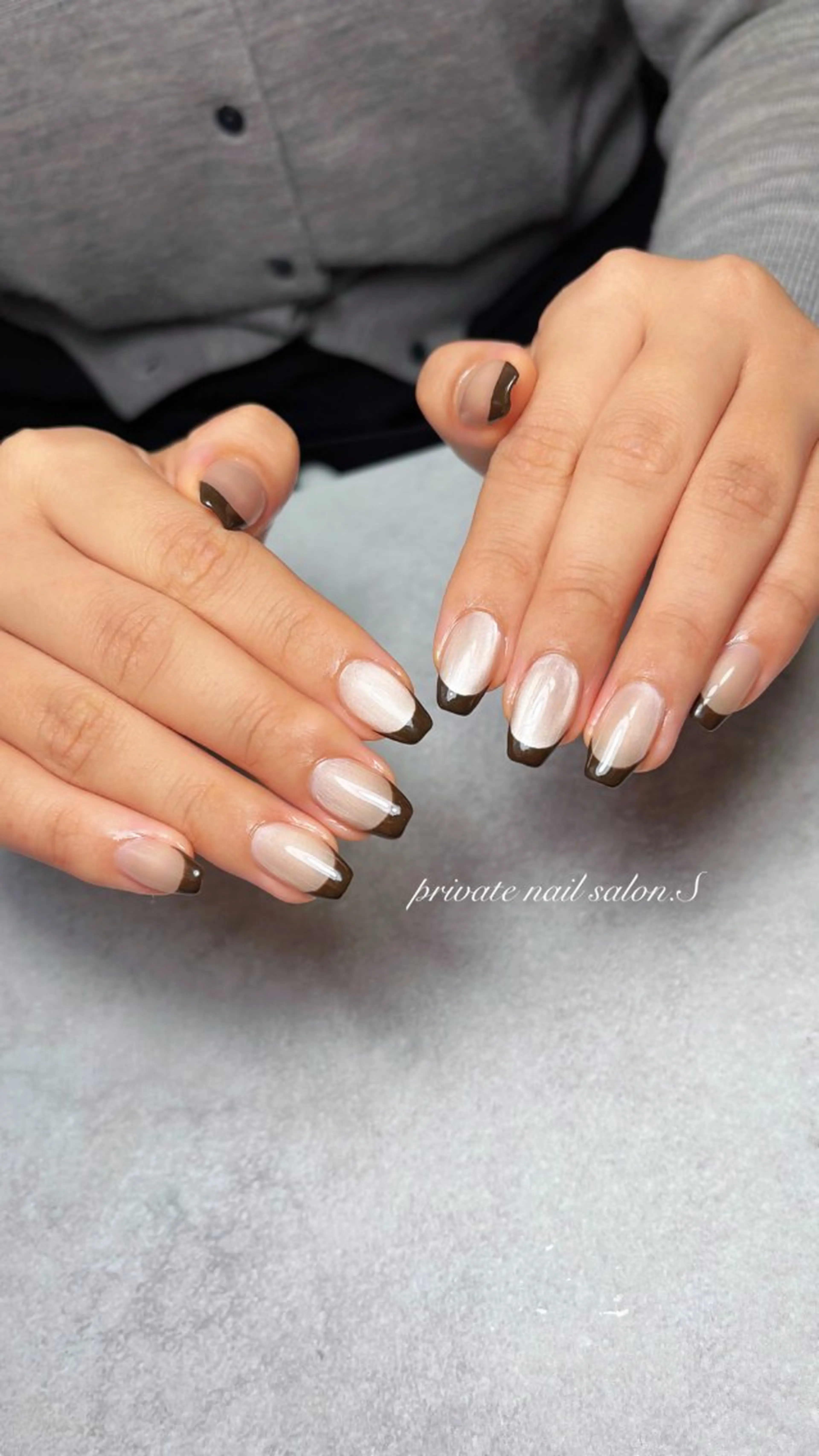 ネイル フレンチネイル ジェルネイル マグネットネイル 持ち込み スカルプネイル ハンドネイル 関山 志乃のネイルデザイン