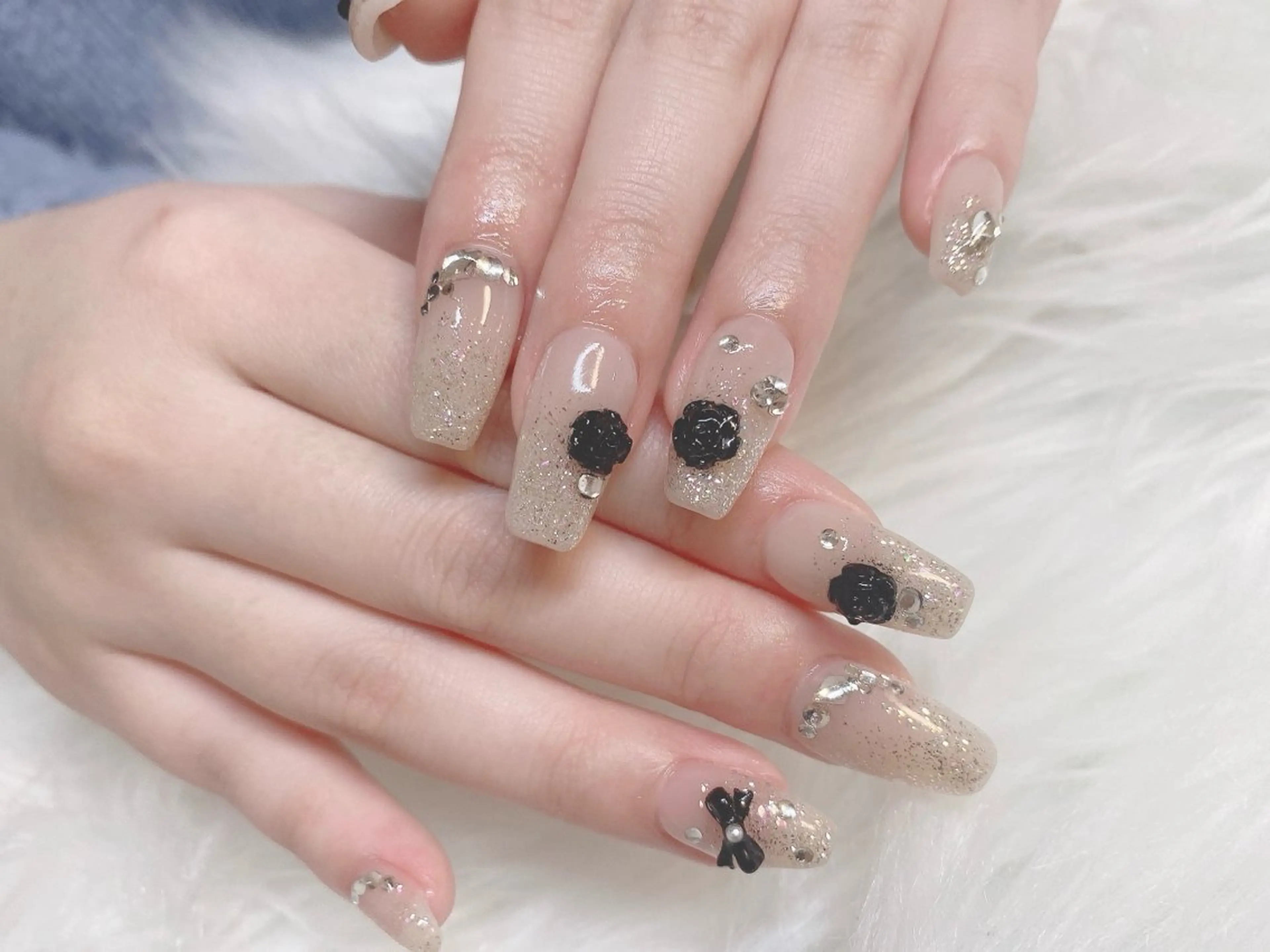 ネイル ハンドネイル PLATA LISAのネイルデザイン