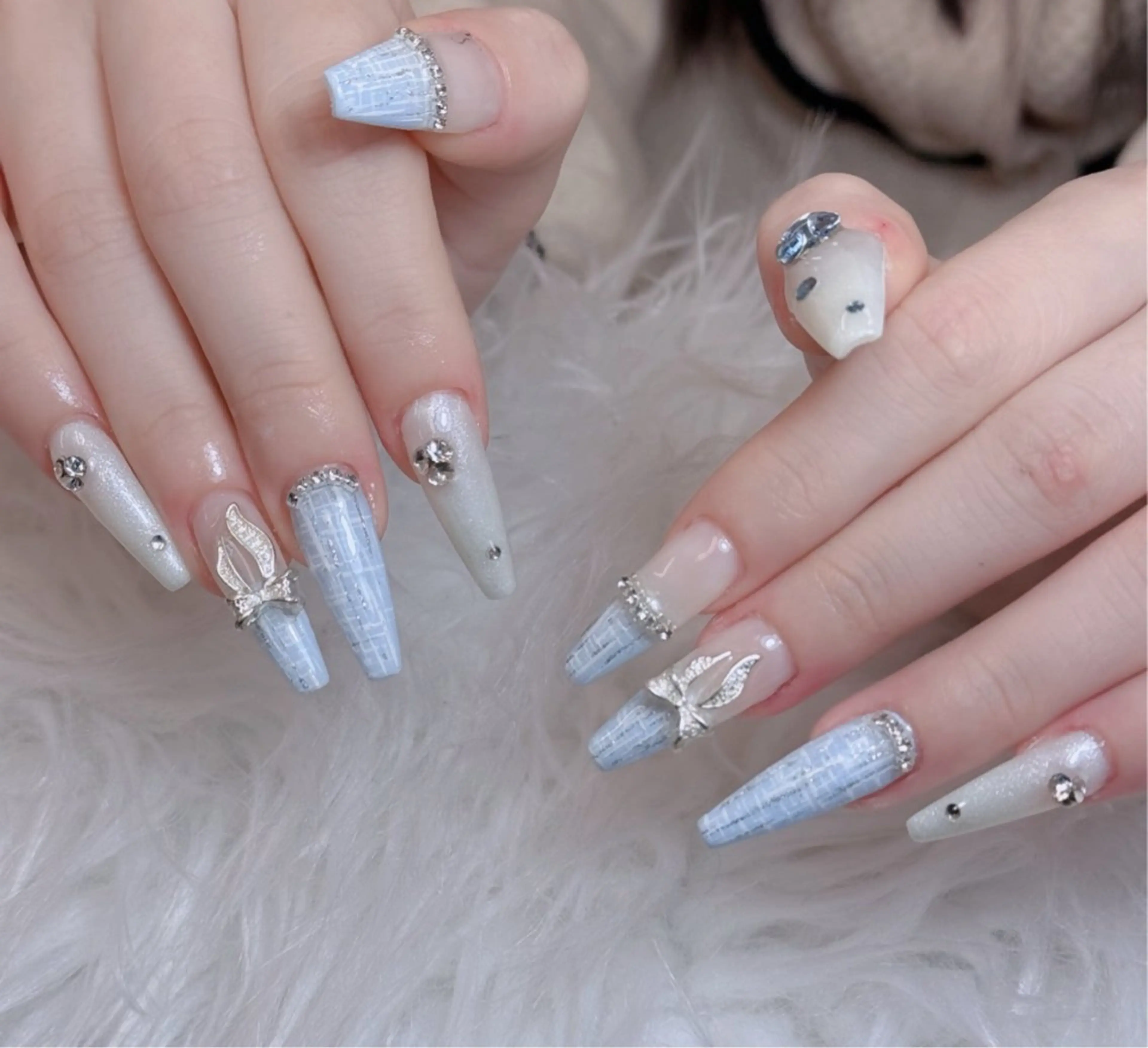 ネイル ジェルネイル 韓国ネイル マグネットネイル ネイルチップ 冬ネイル Lenie Nail Salonのネイルデザイン