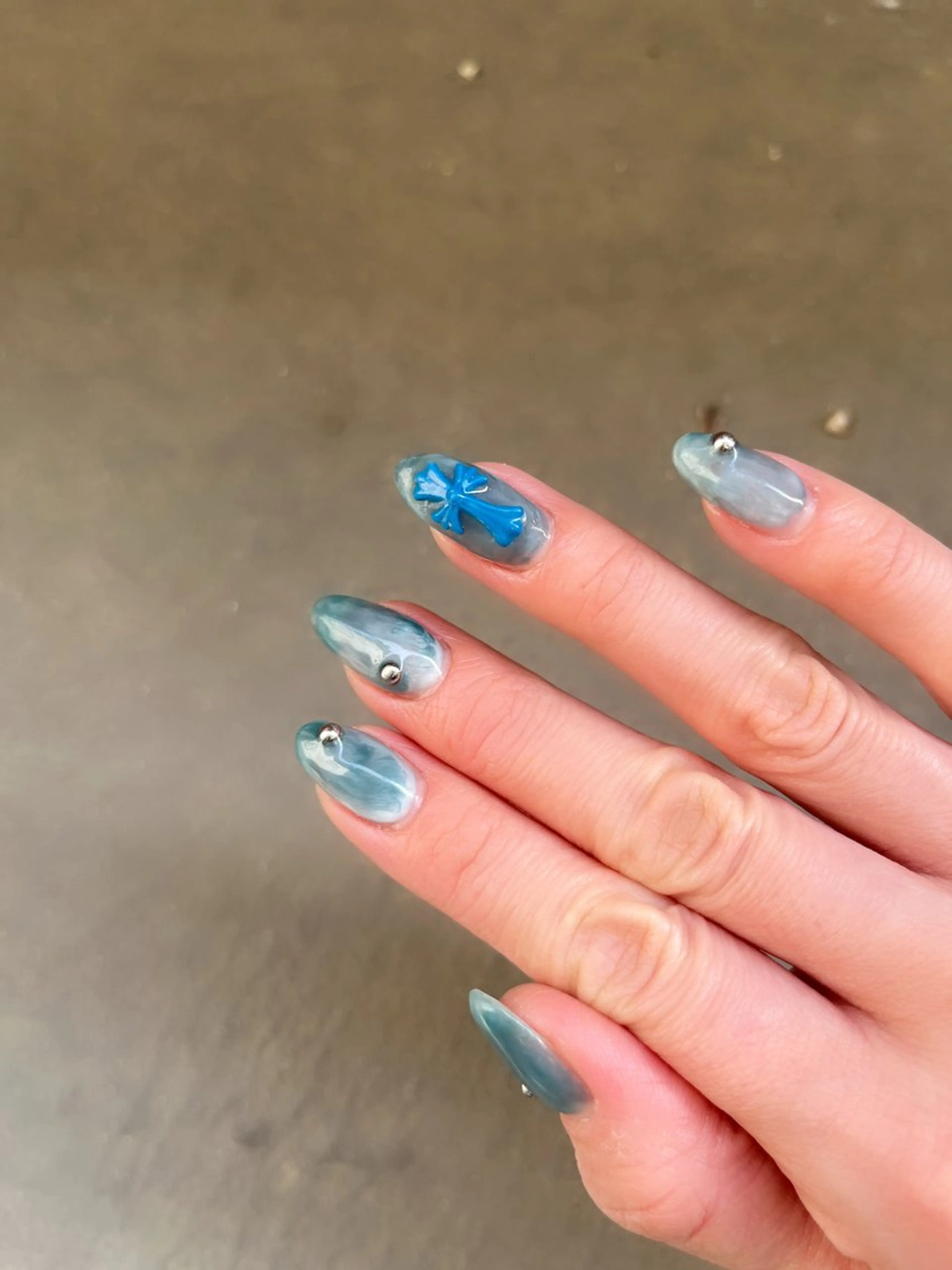 ネイル li___nail 31のネイルデザイン