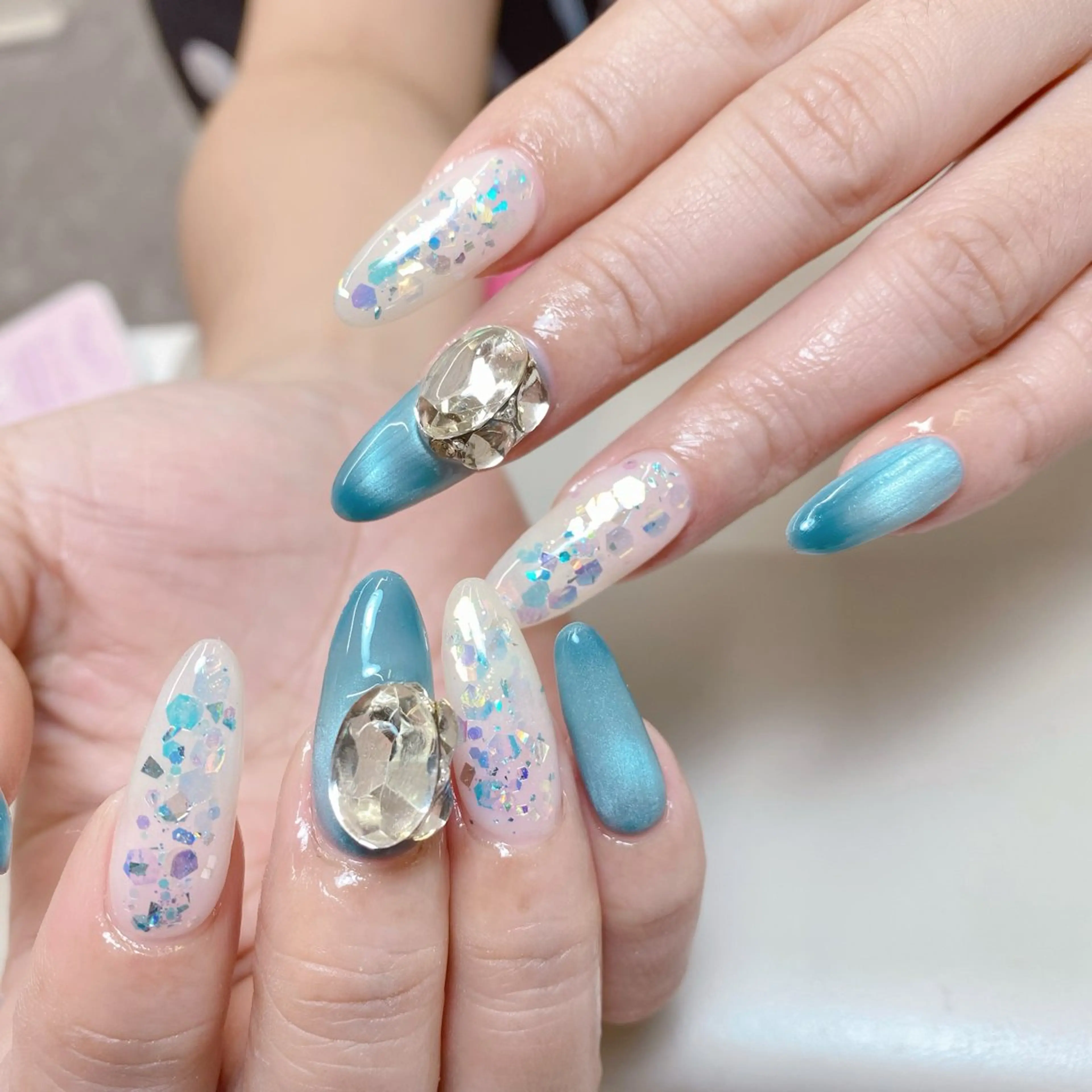 ネイル AngelChris ビューティーサロン琳のネイルデザイン