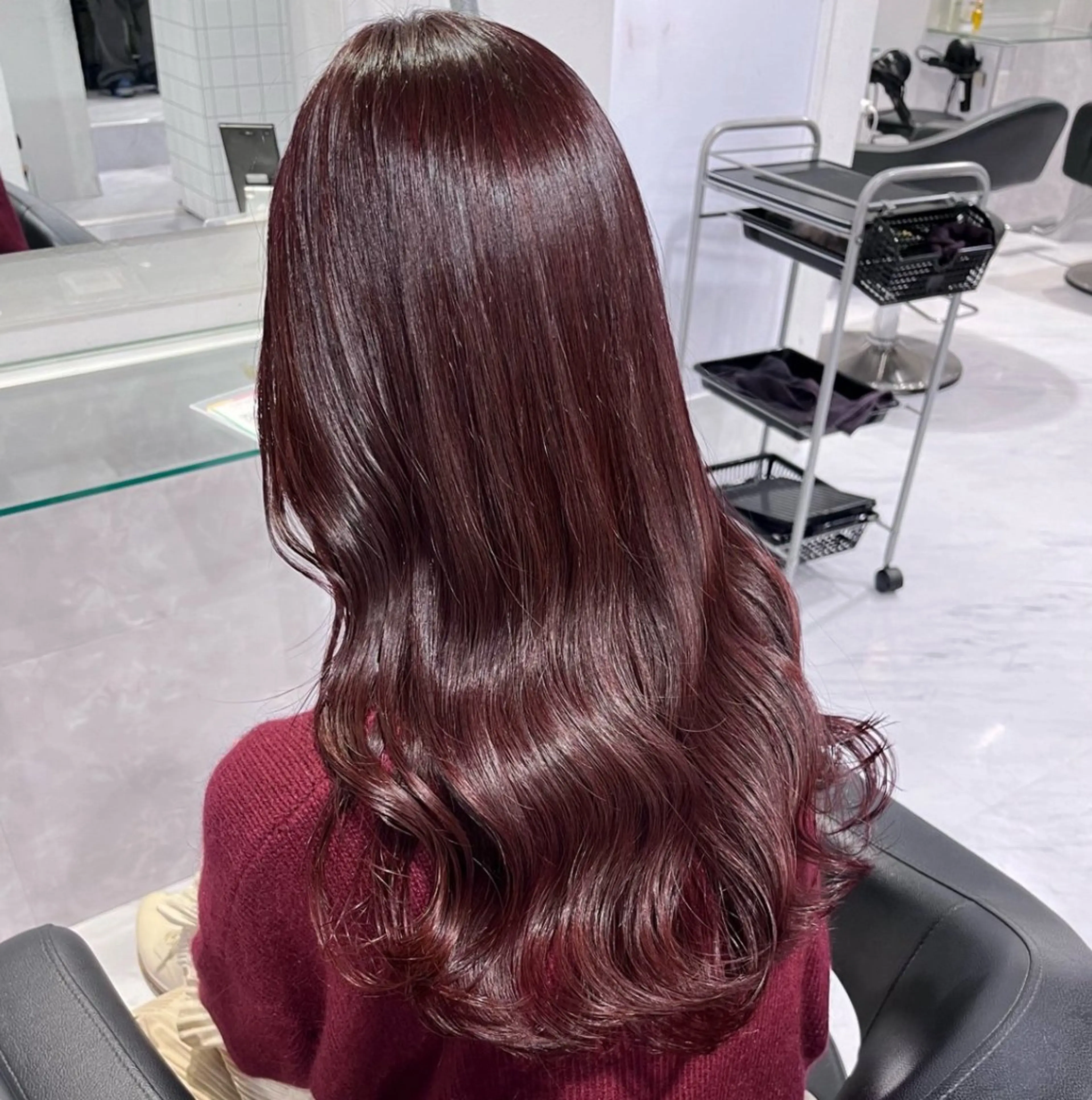 ロング カラー 🫧うる艶トレンド 🫧透明感カラーのヘアスタイル