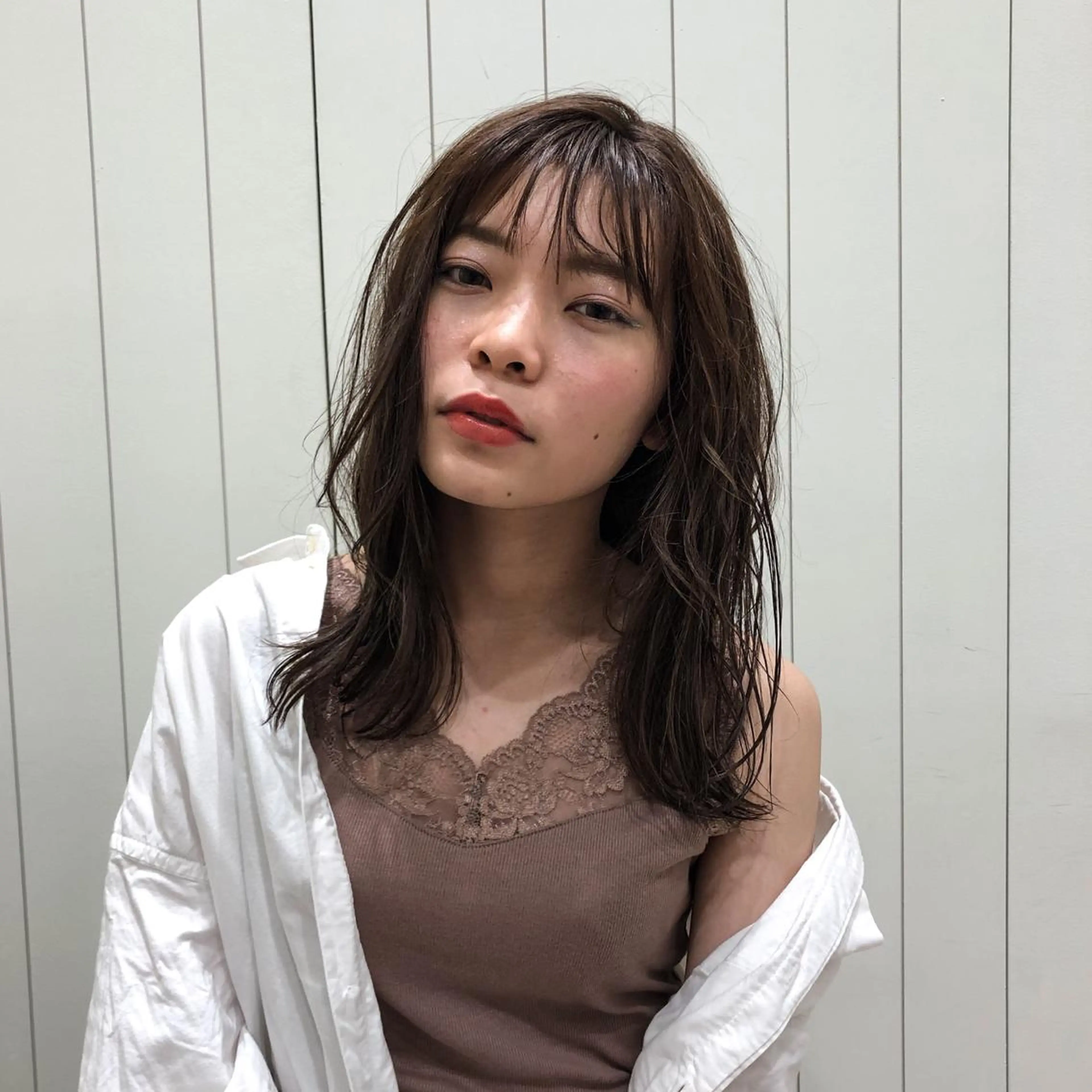 セミロング カラー KANAMI日暮里 韓国ヘア・メイクのヘアスタイル