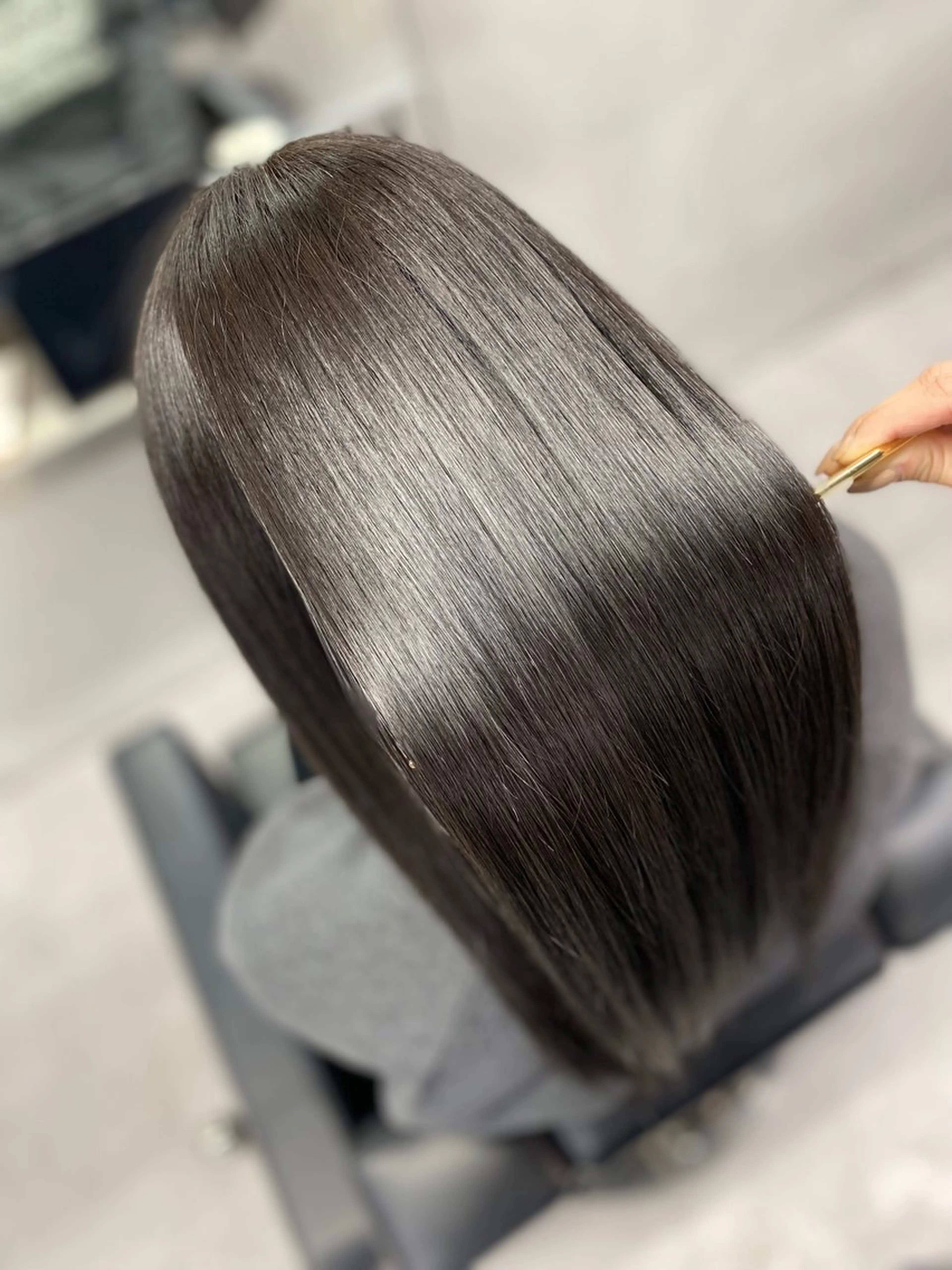 セミロング 髪質改善 カット ヘアカラー トリートメント 艶髪/縮毛矯正 🫧辻野海羽のヘアスタイル