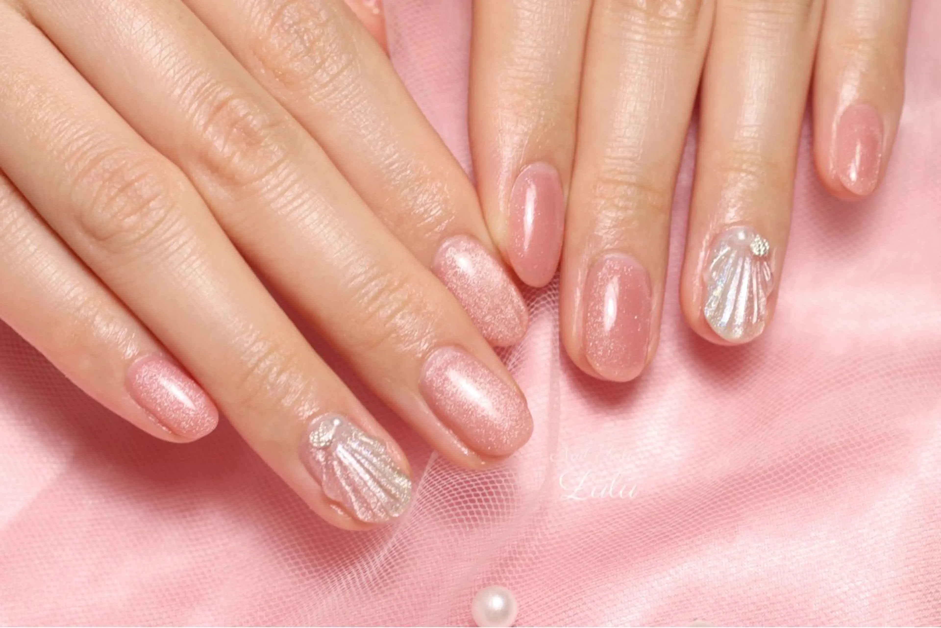 ネイル フットネイル Lulu nail salon 南堀江店所属・西村 あやかのネイルデザイン