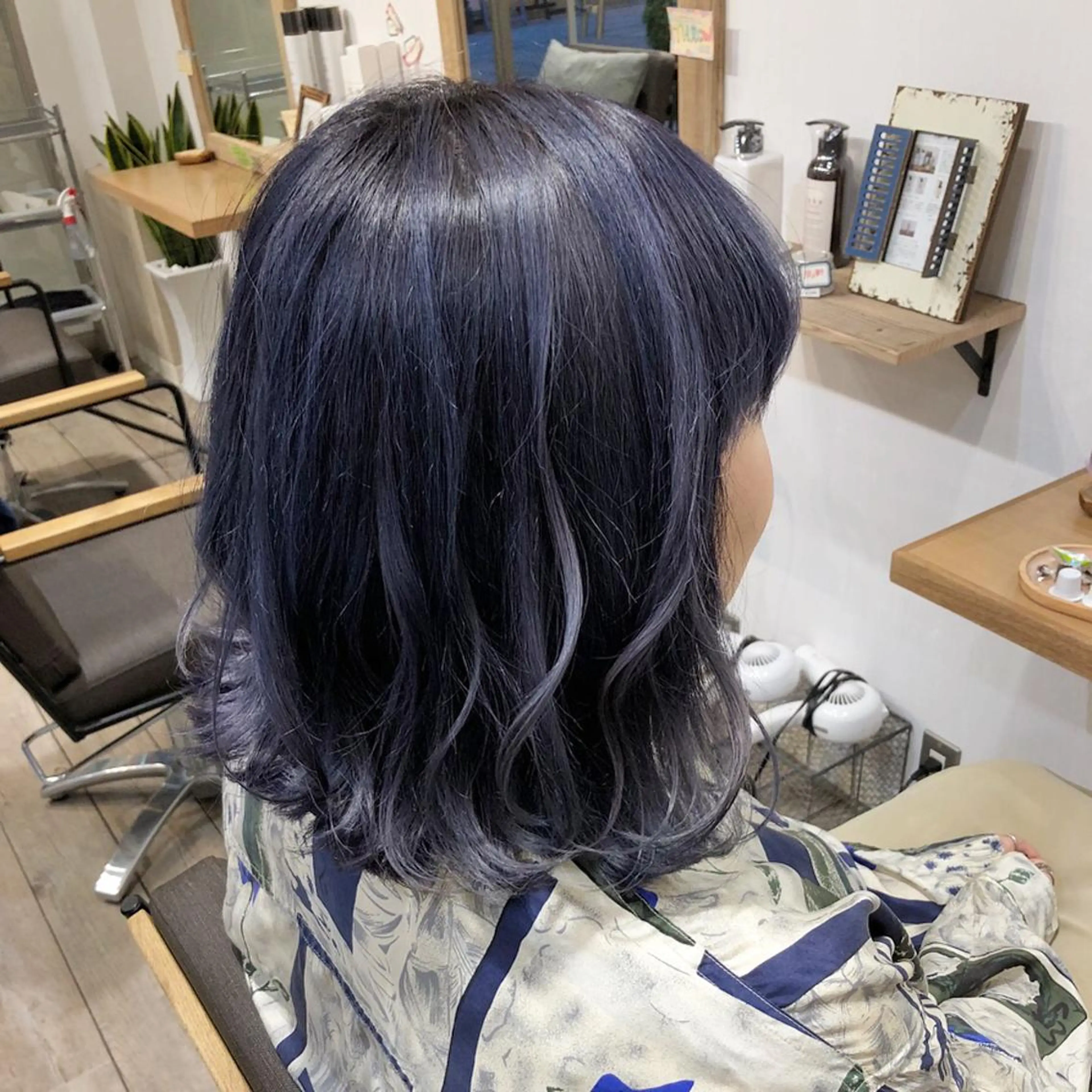 ショート カラー ヘアアレンジ グラデーションカラー ネイビーカラー 顔周りcut・ご相談 ＝新宿しずく🇰🇷のヘアスタイル