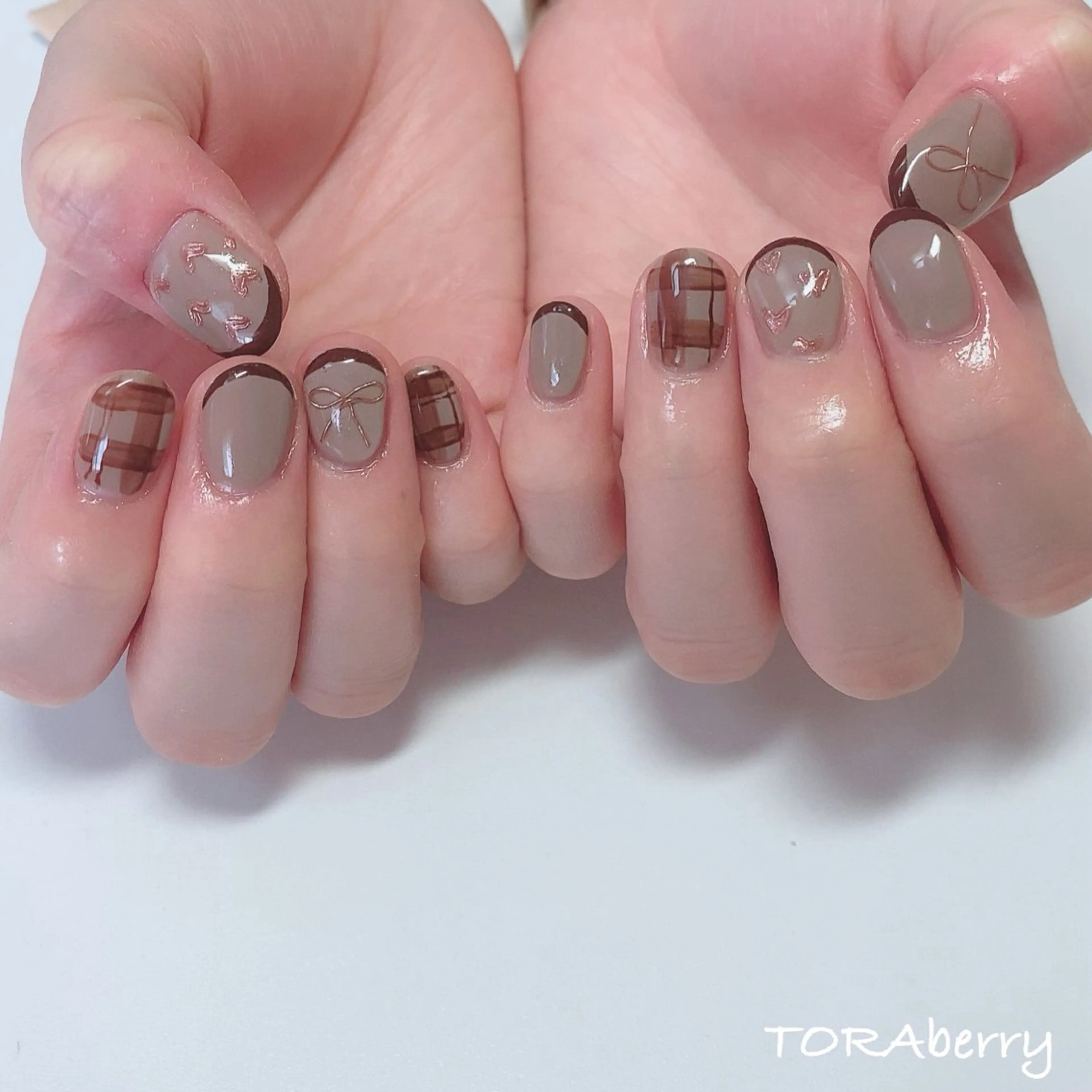 ネイル ハンドネイル ネイリスト なつみのネイルデザイン