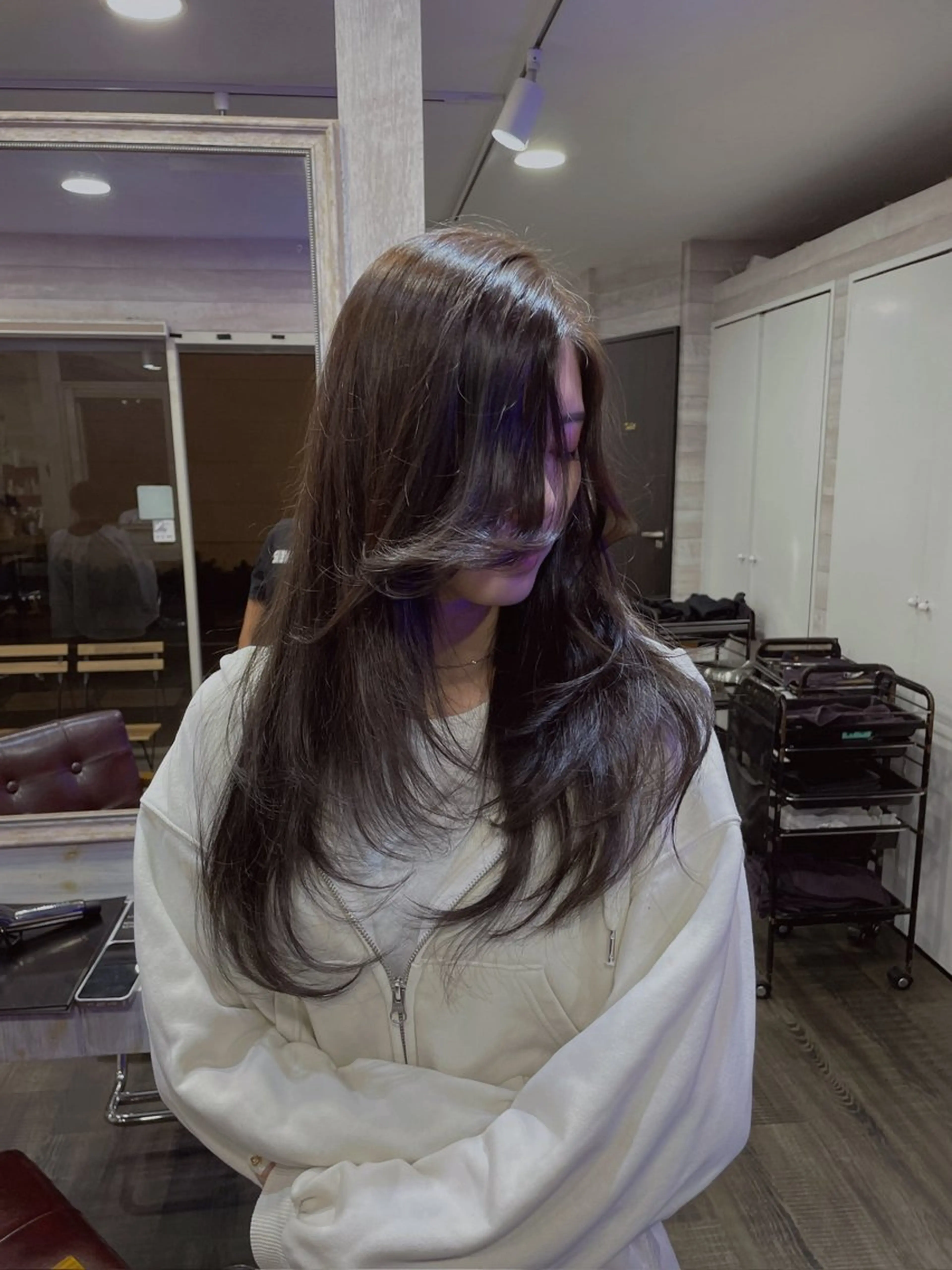 ロング 韓国風ヘア レイヤーカット カット ヘアカラー トリートメント LOCO/ Koukiのヘアスタイル