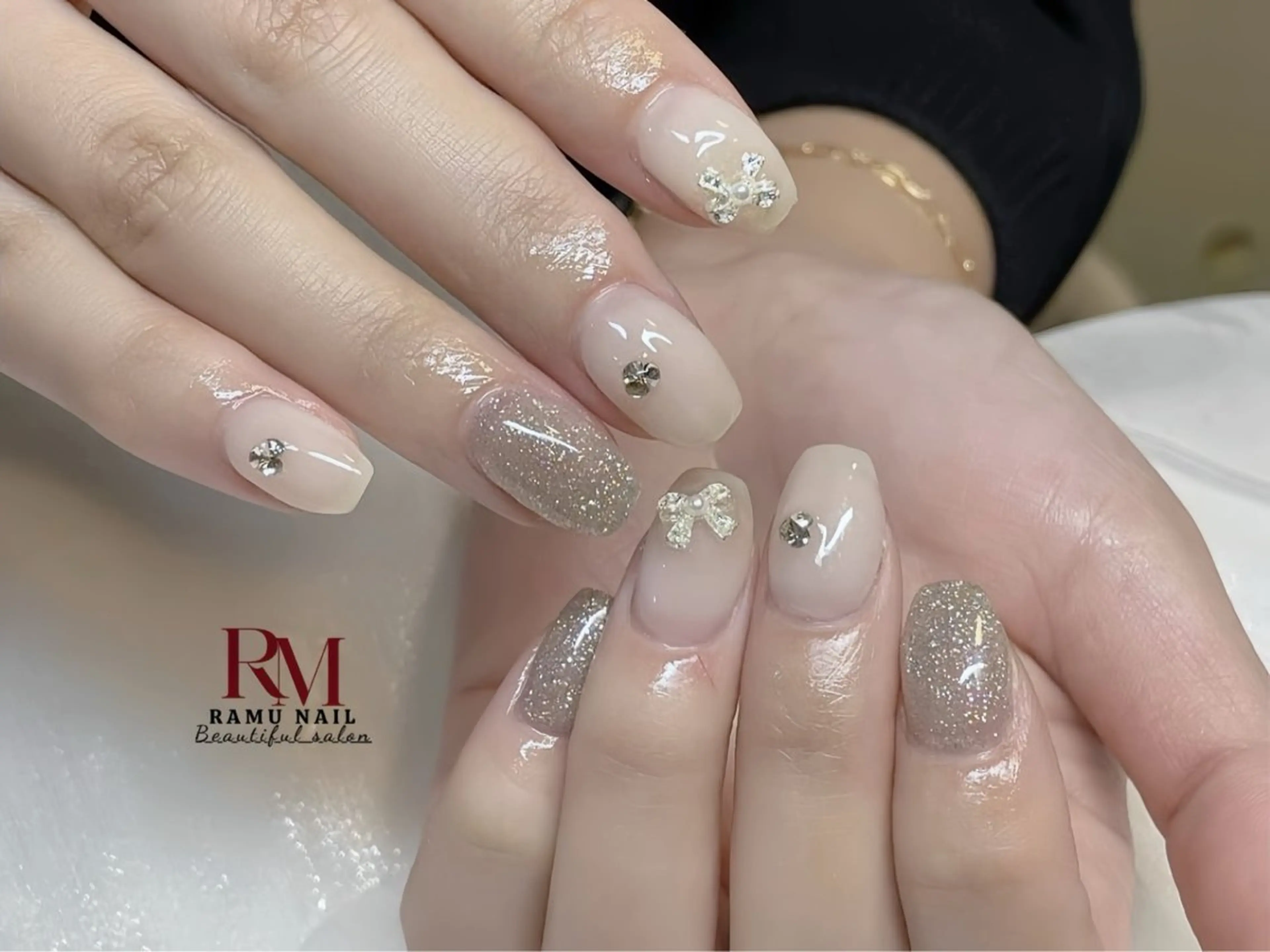 ネイル フラッシュネイル キラキラネイル マグネットネイル ミラーネイル ピンク ハンドネイル RAMU Nail 恵比寿店のネイルデザイン