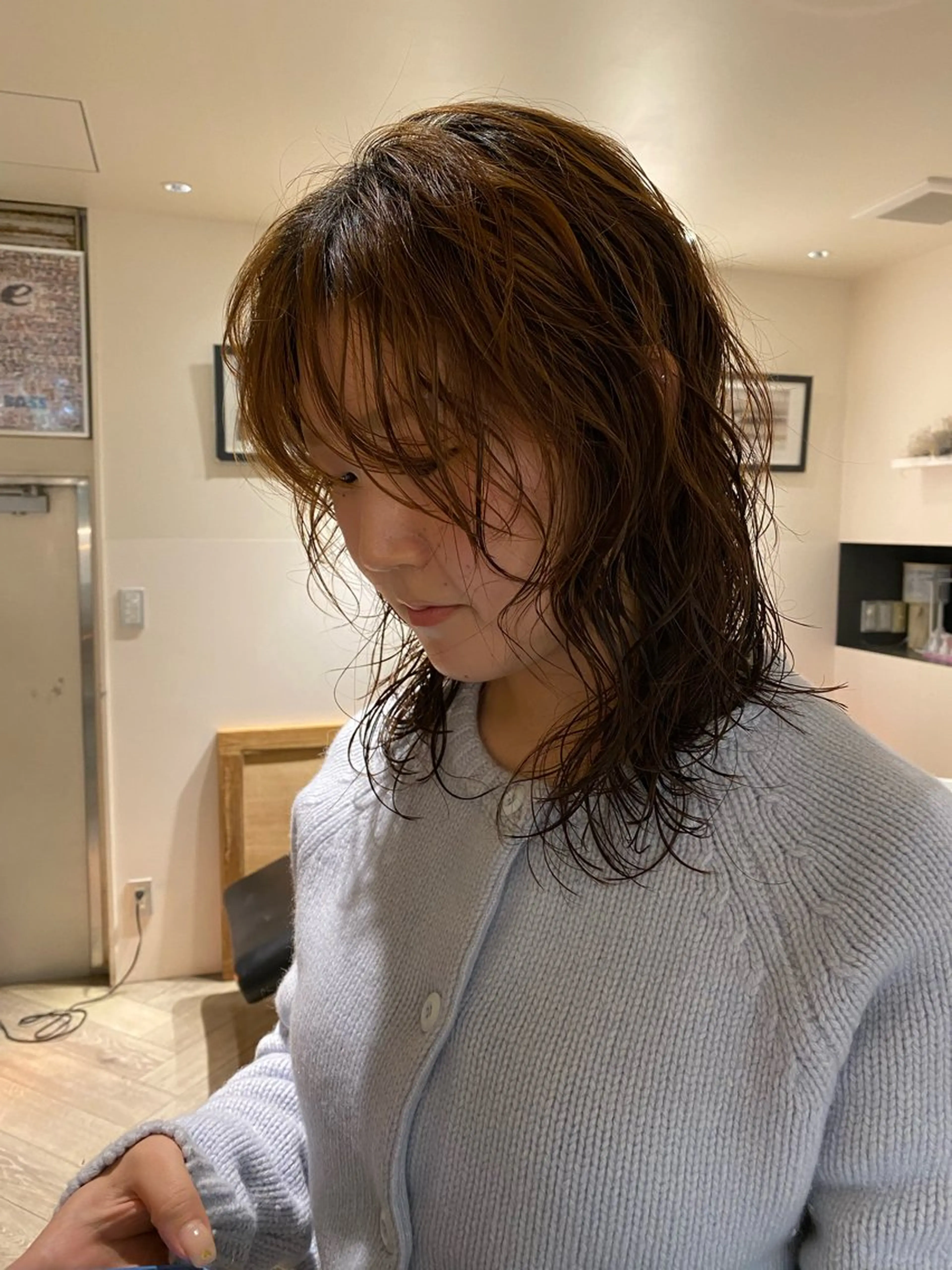 セミロング パーマ カット パーマ ナチュラルヘア🫧 ナナミのヘアスタイル