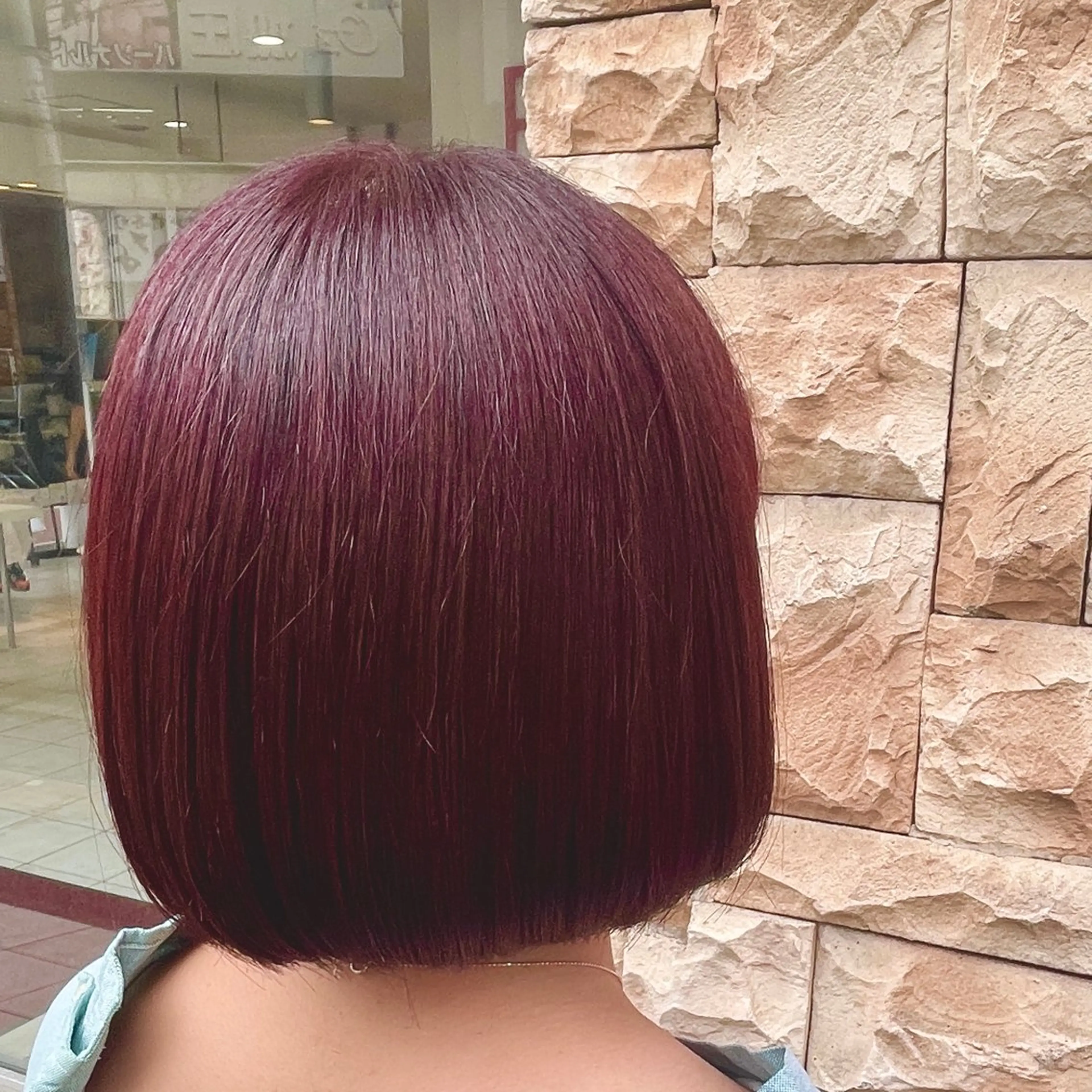 ショート カラー ブリーチ/ヘアセット 【𝙍𝙞𝙣𝙤】のヘアスタイル