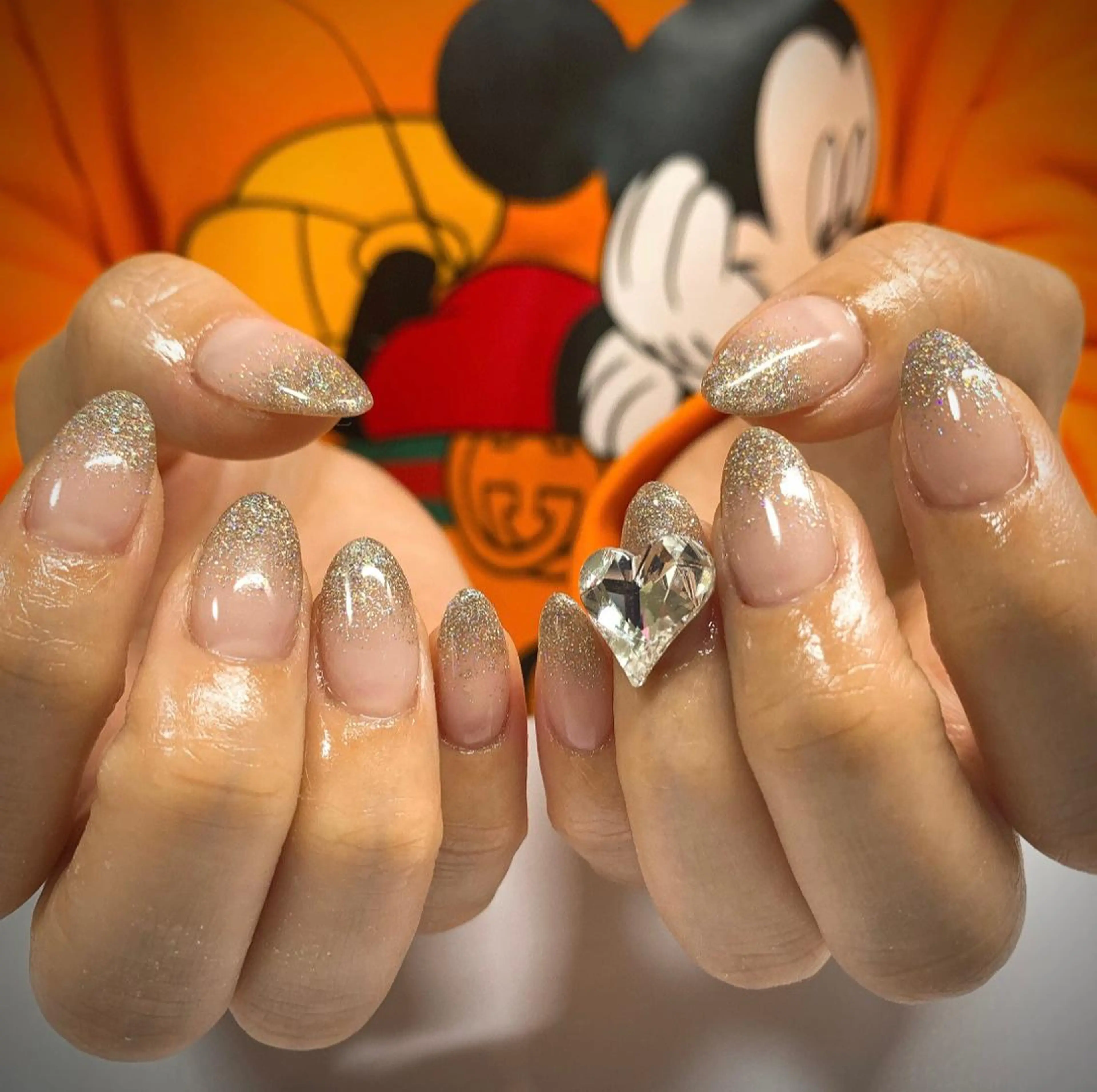 ネイル ハート ラメ(グリッター) ラメグラデーション vivi nailのネイルデザイン