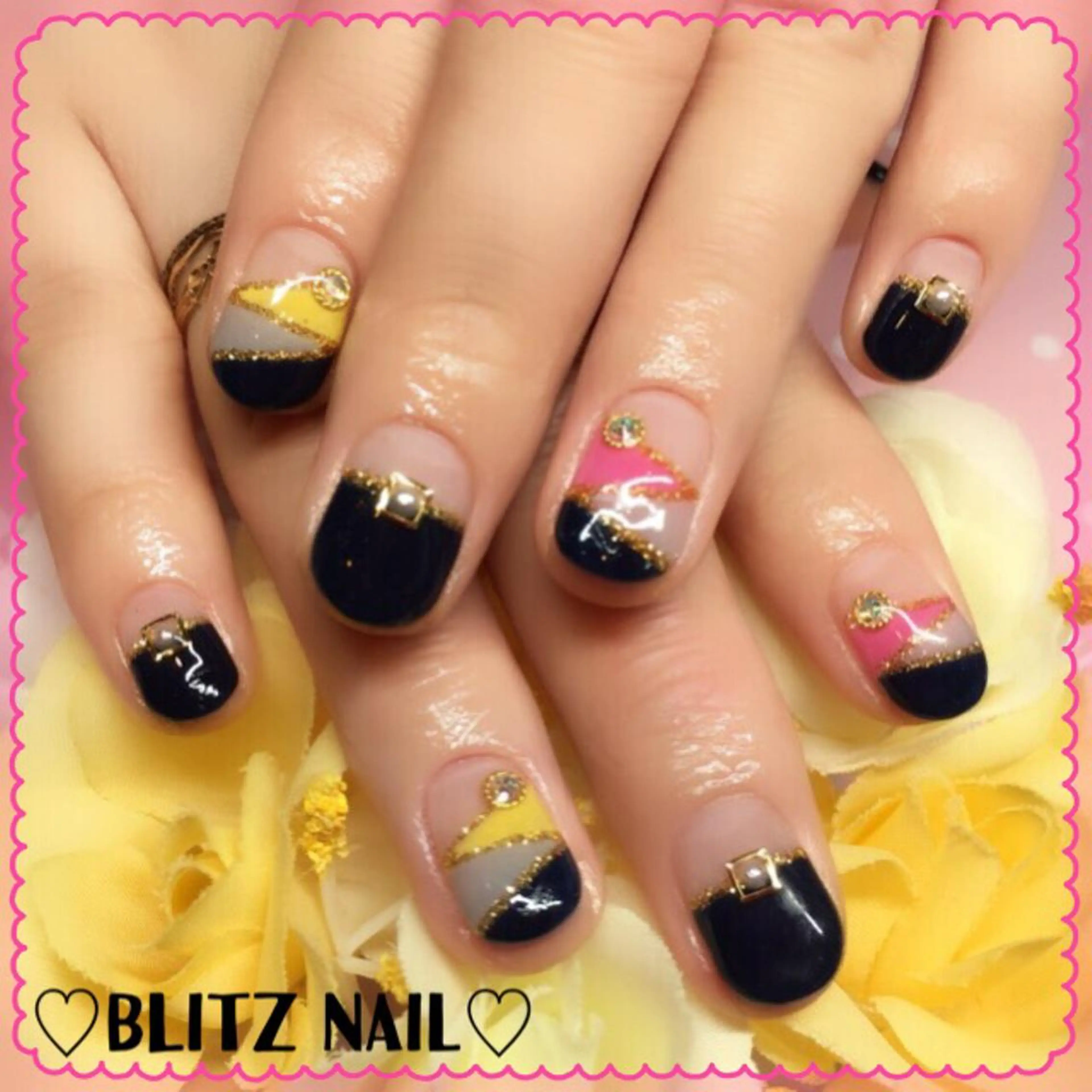 ネイル BLITZ Nail 岩田💅🏻✨のネイルデザイン