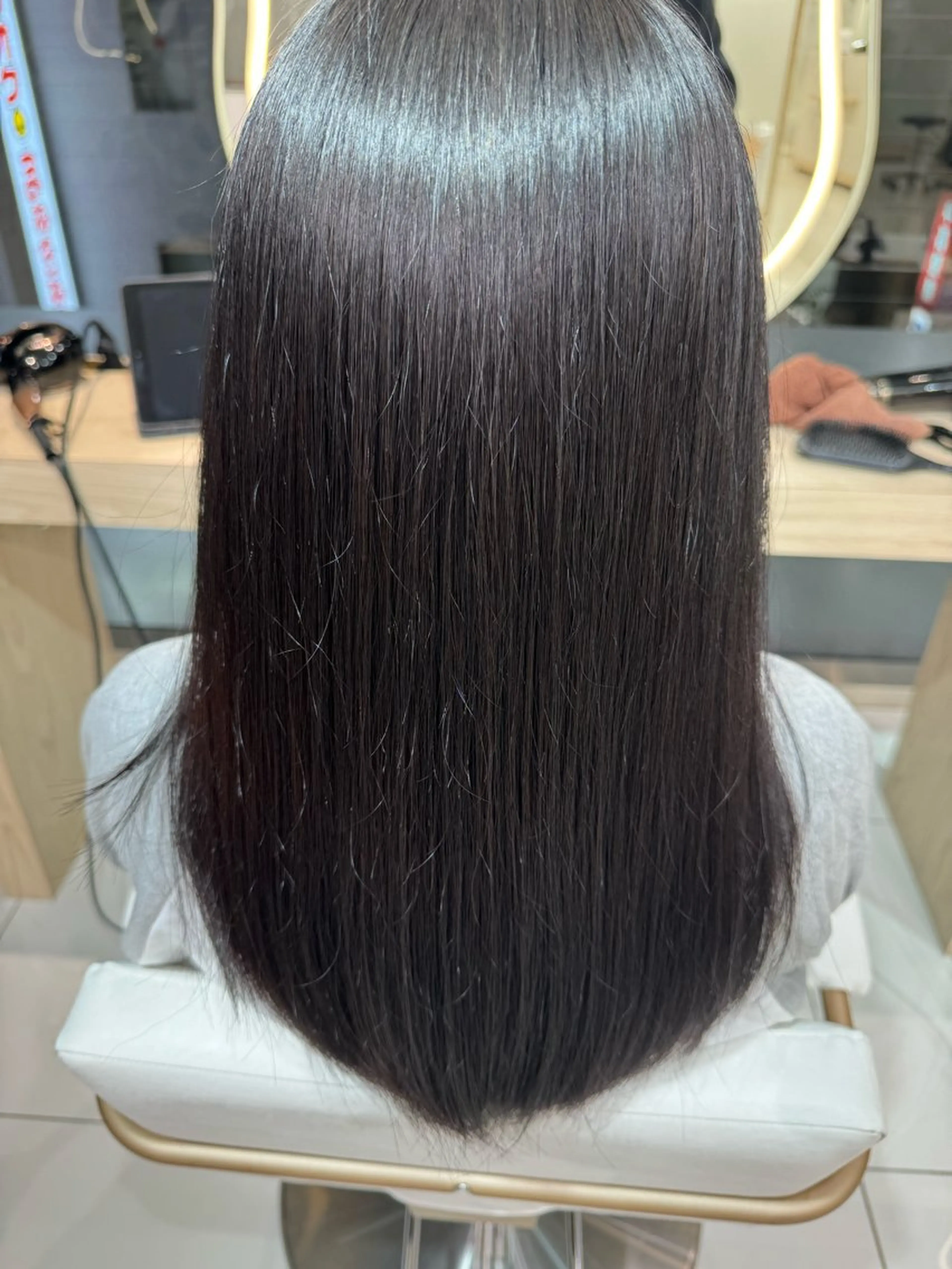 ロング 韓国レイヤー/ 顔まわり/西野和裕のヘアスタイル