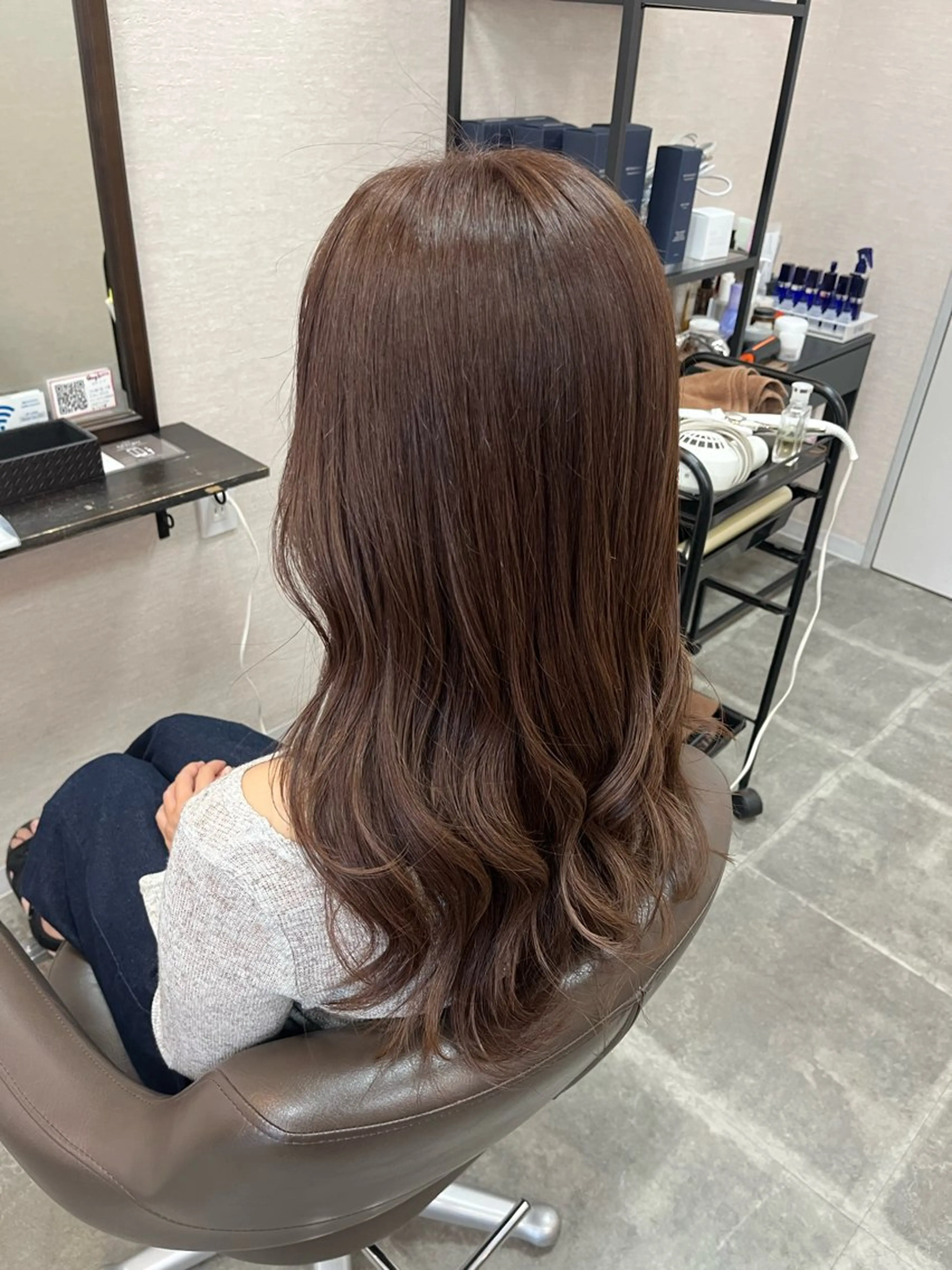 ロング 鈴木 絢奈のヘアスタイル