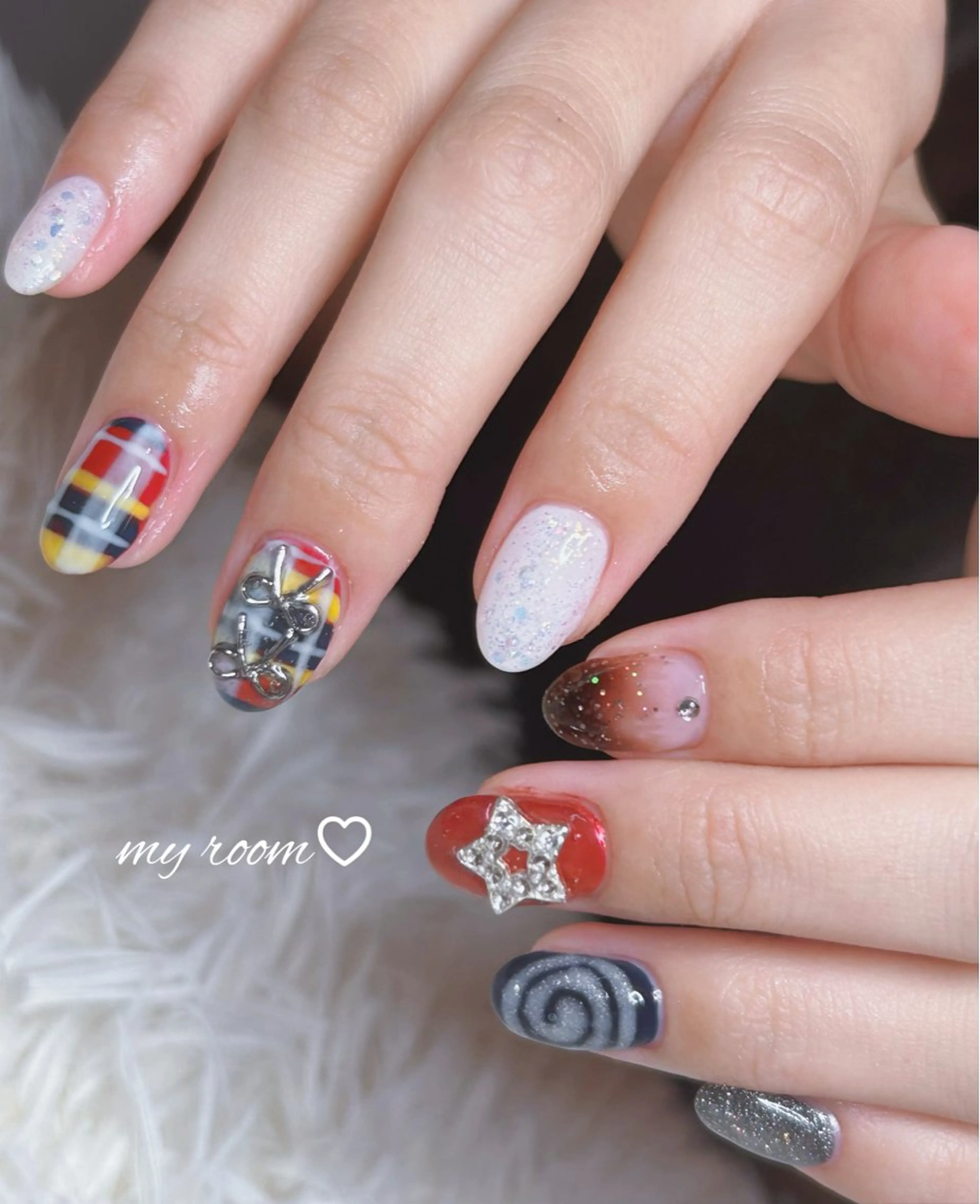 ネイル うるま市サロン Yuko Izawaのネイルデザイン