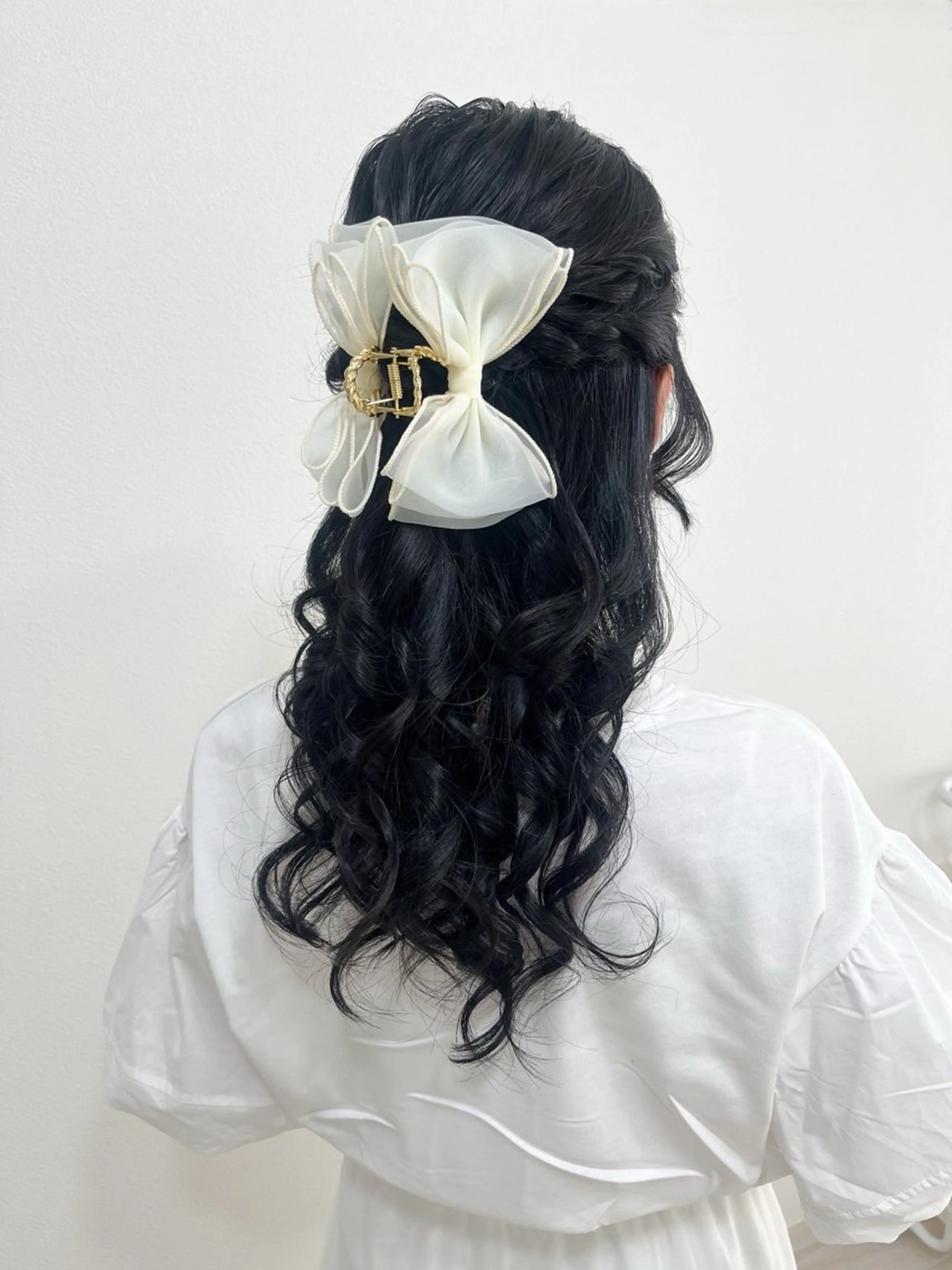 セミロング ヘアアレンジ ハーフアップ 髪飾り ヘアセット ヘアセットサロン /上坪愛美のヘアスタイル