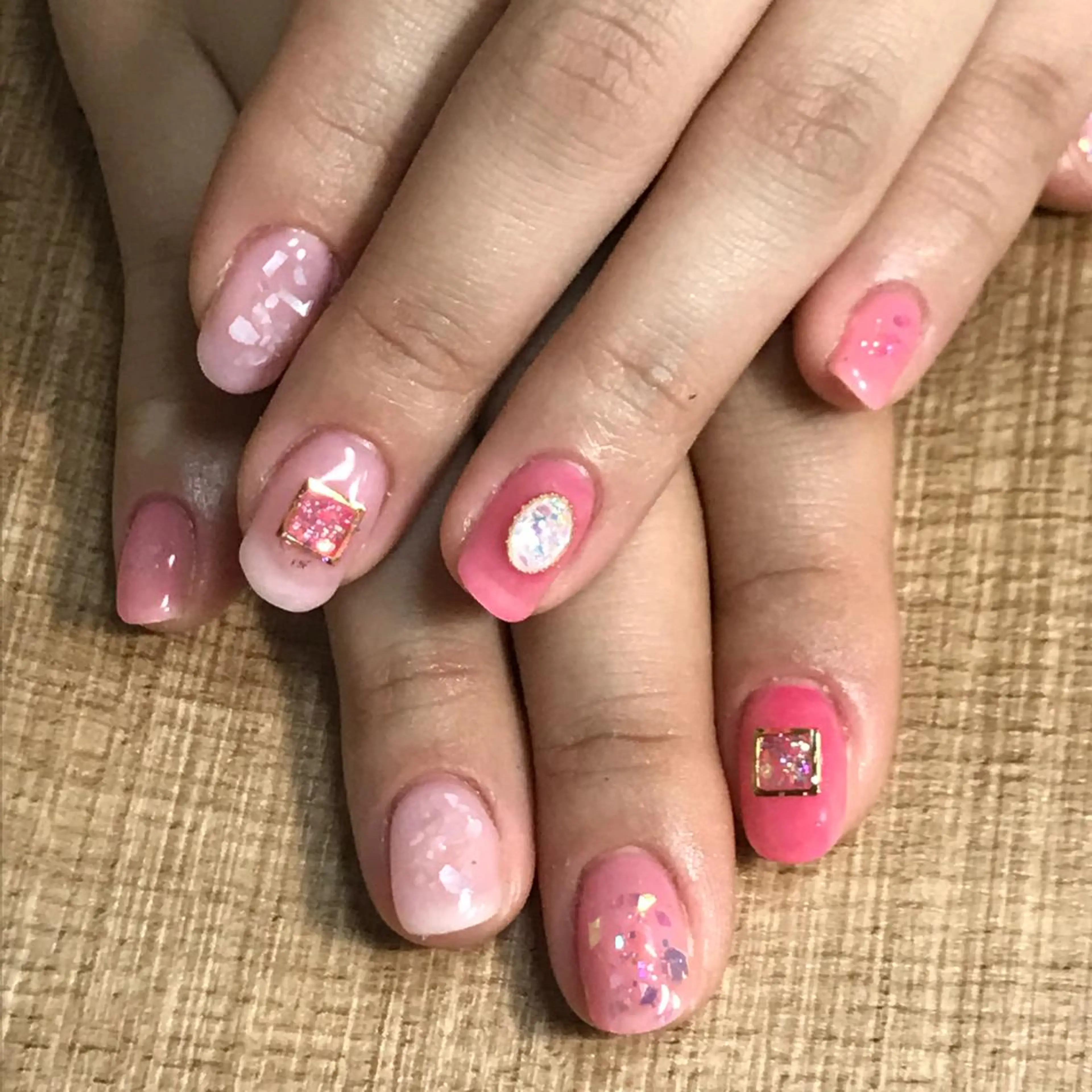 ネイル アートネイル 安藤 Charlotteのネイルデザイン