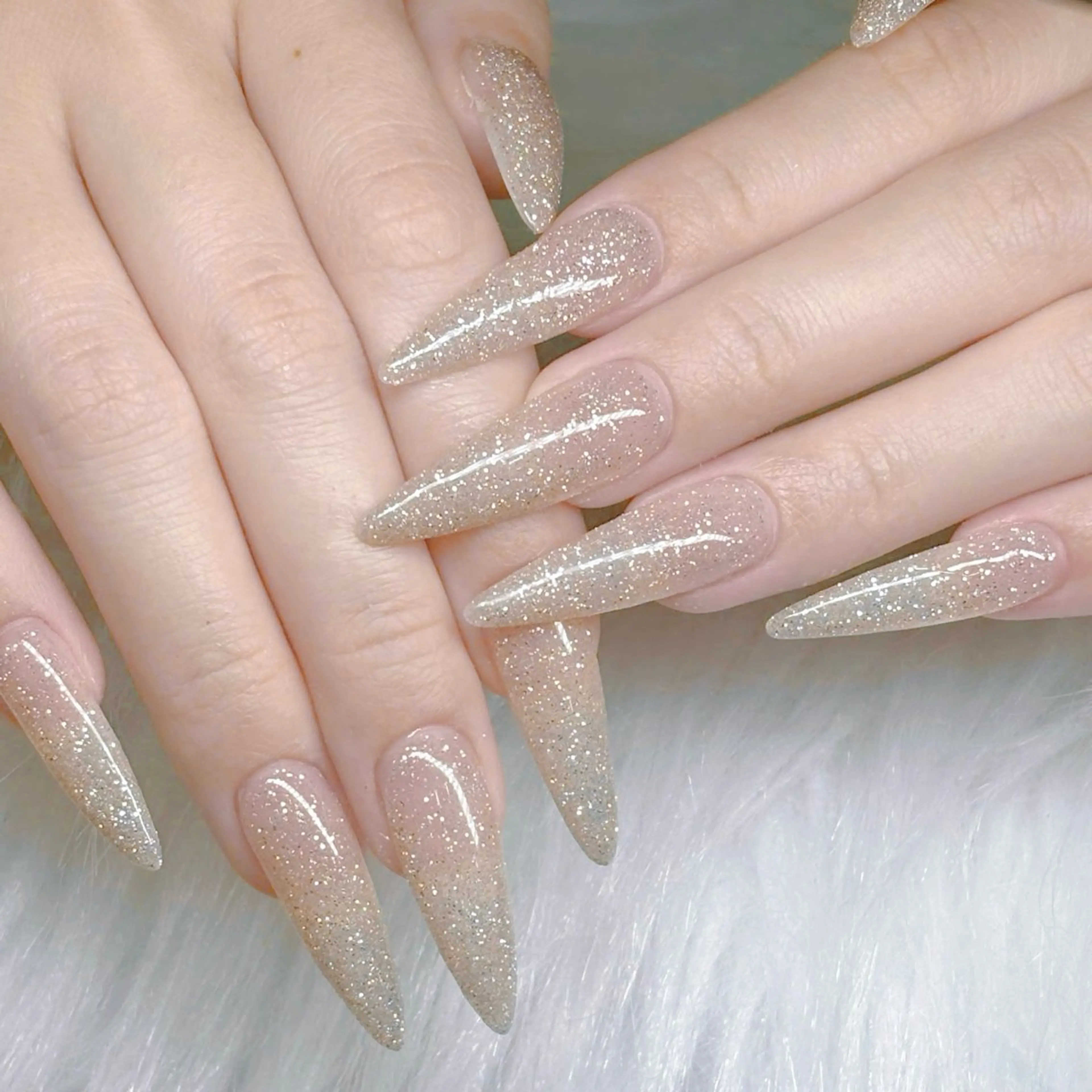 ネイル オーロラネイル グラデーション ハート ホログラムネイル キラキラネイル HA NIのネイルデザイン