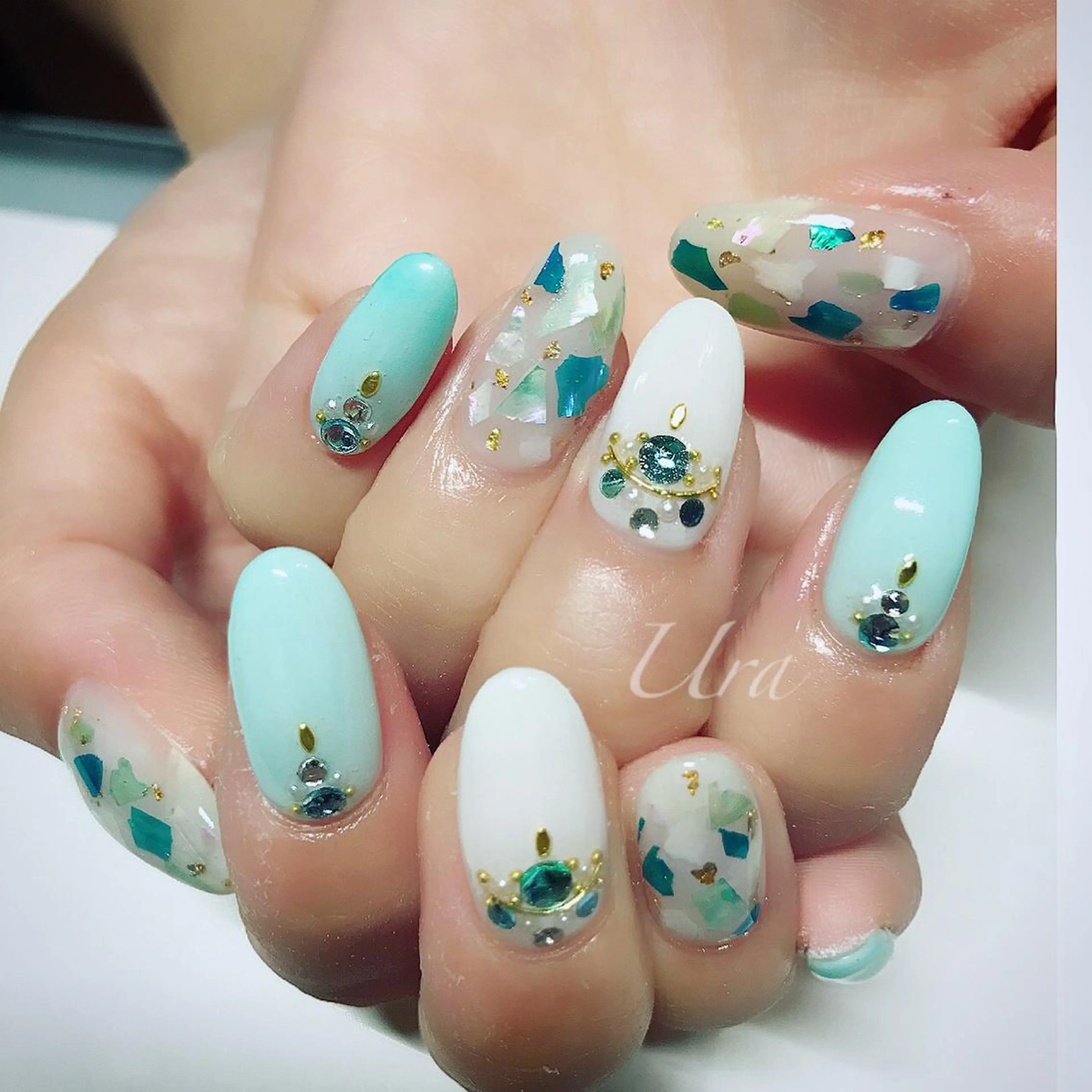 ネイル UrakoNail 《nail》のネイルデザイン