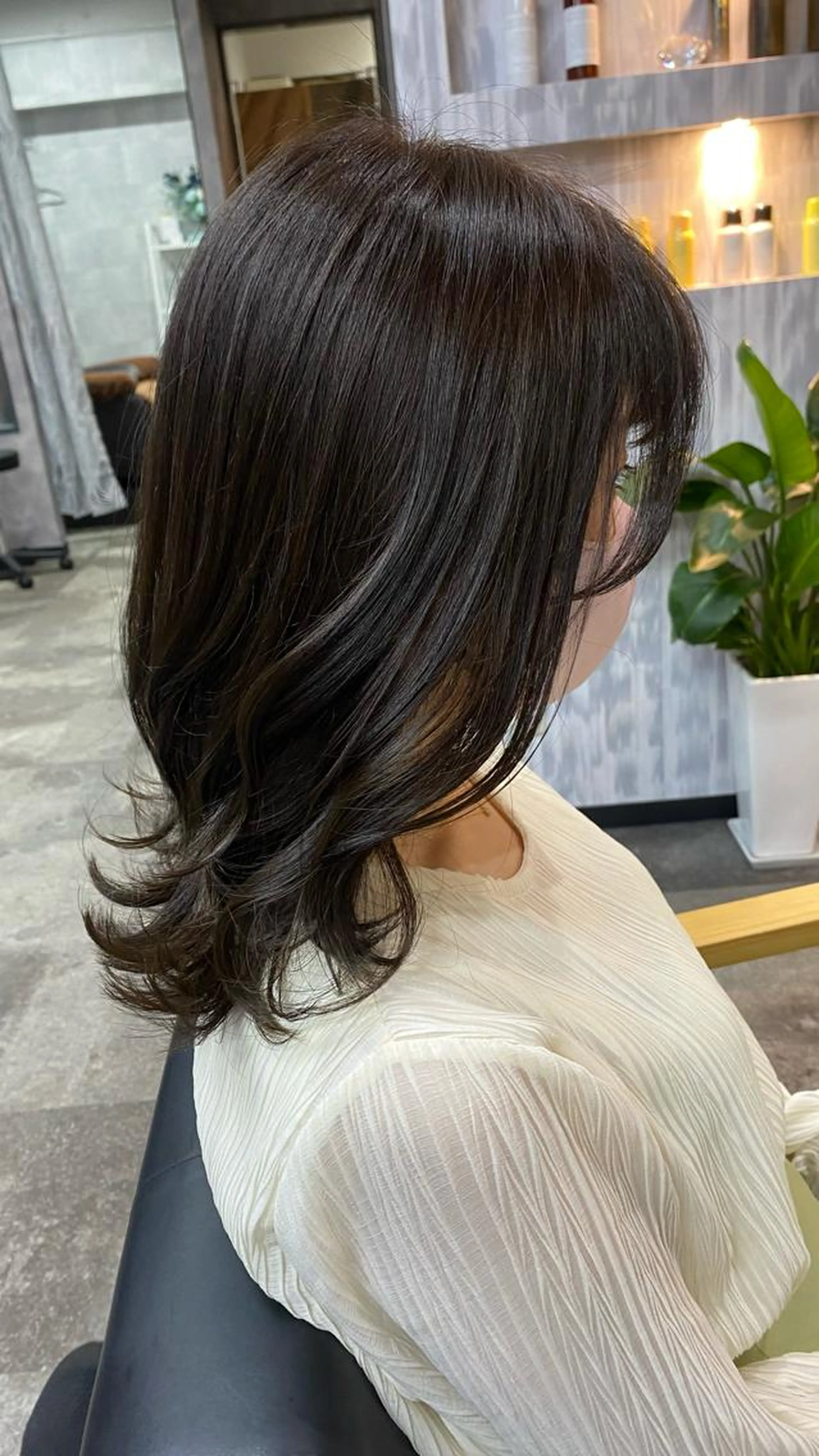 ミニモ学割限定　Instagram撮影ストカールコース　　美髪ストレート＋デジタルパーマの組み合わせによる技術の写真