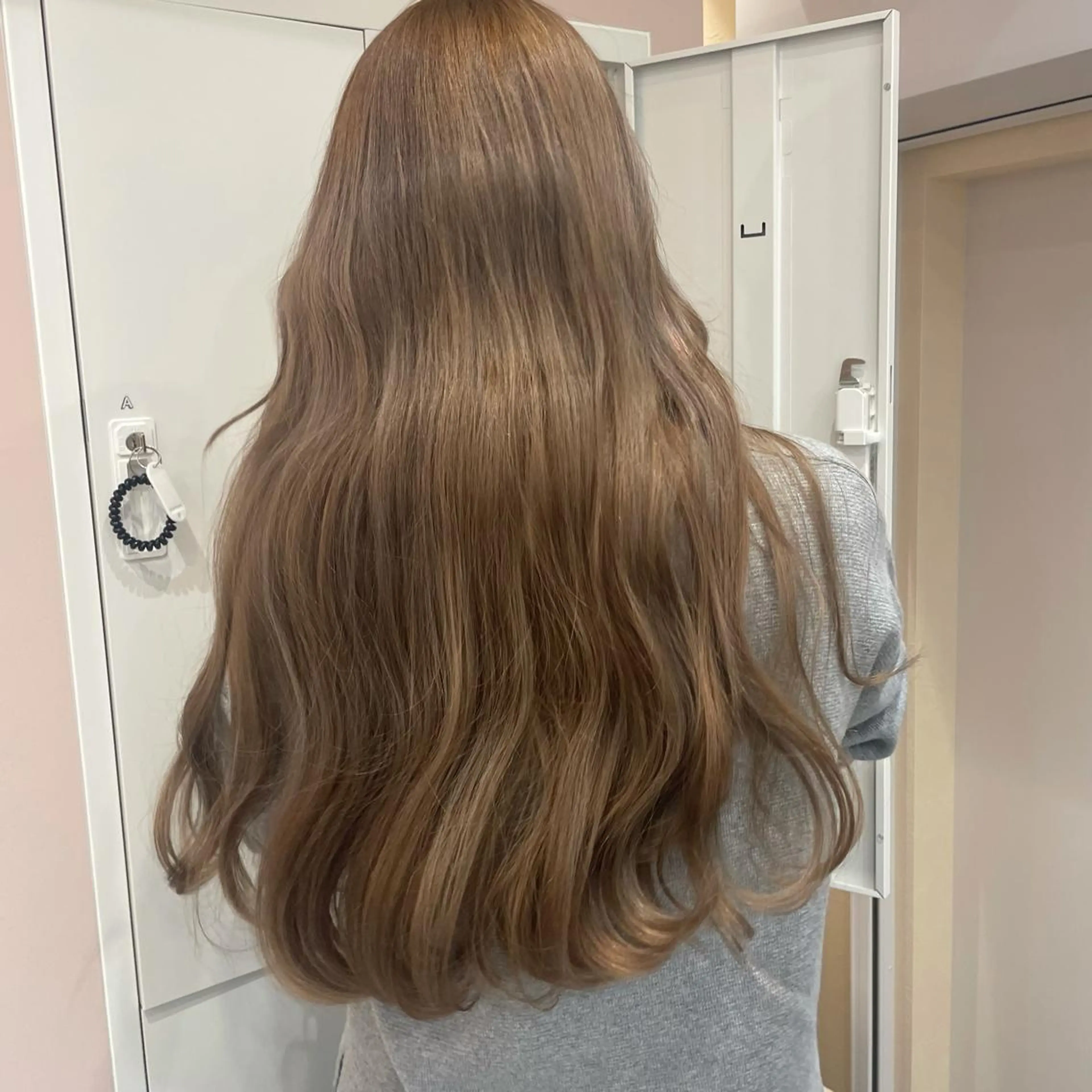 ロング ヘアカラー トリートメント ヘッドスパ マホ/日吉/髪質改善 /レイヤー/ガーリーのヘアスタイル