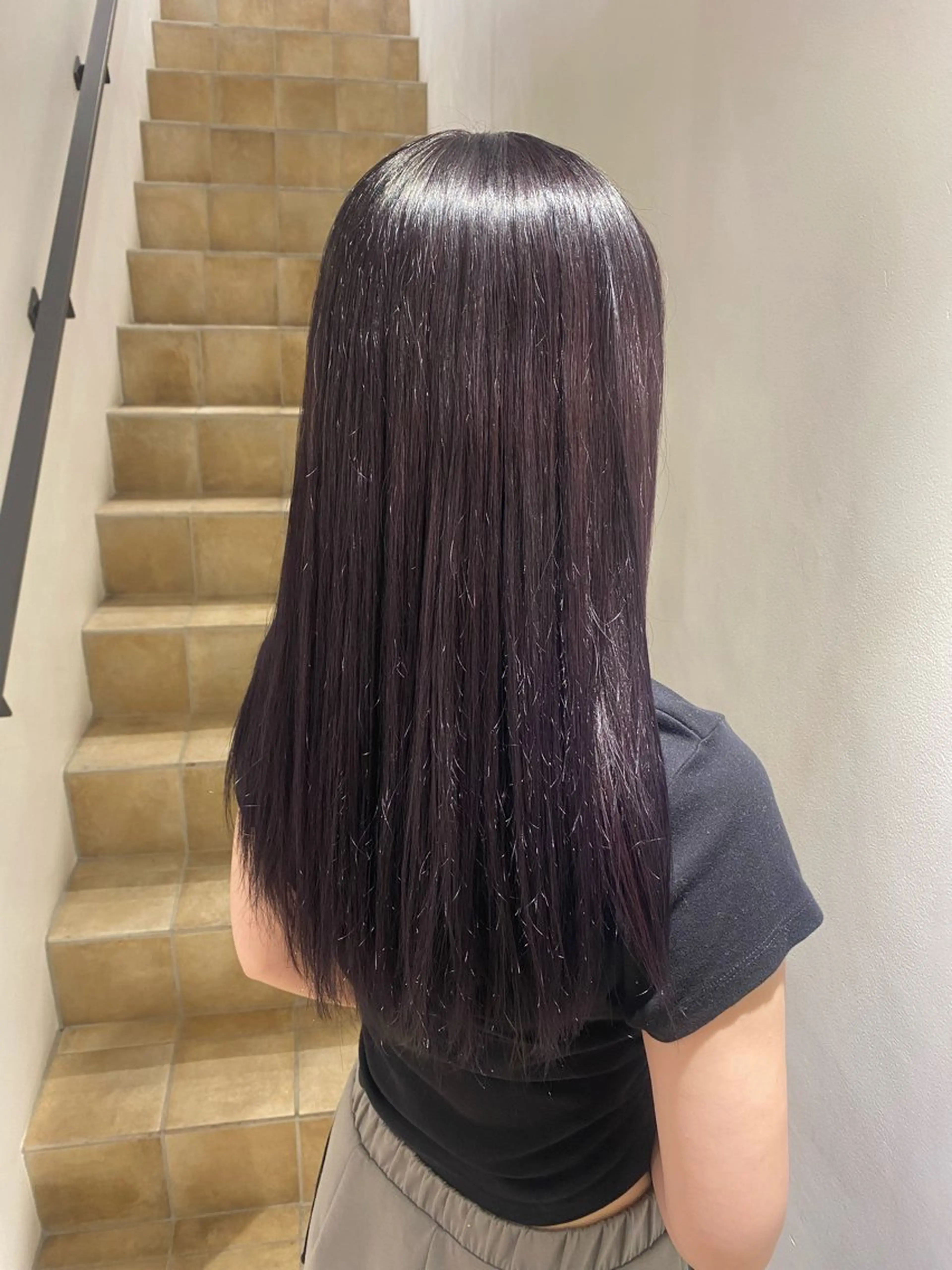 ロング カラー ブリーチ ラベンダーカラー ブリーチなしカラー ヘアカラー BUZZ 自由が丘所属・niimi rimuのヘアスタイル