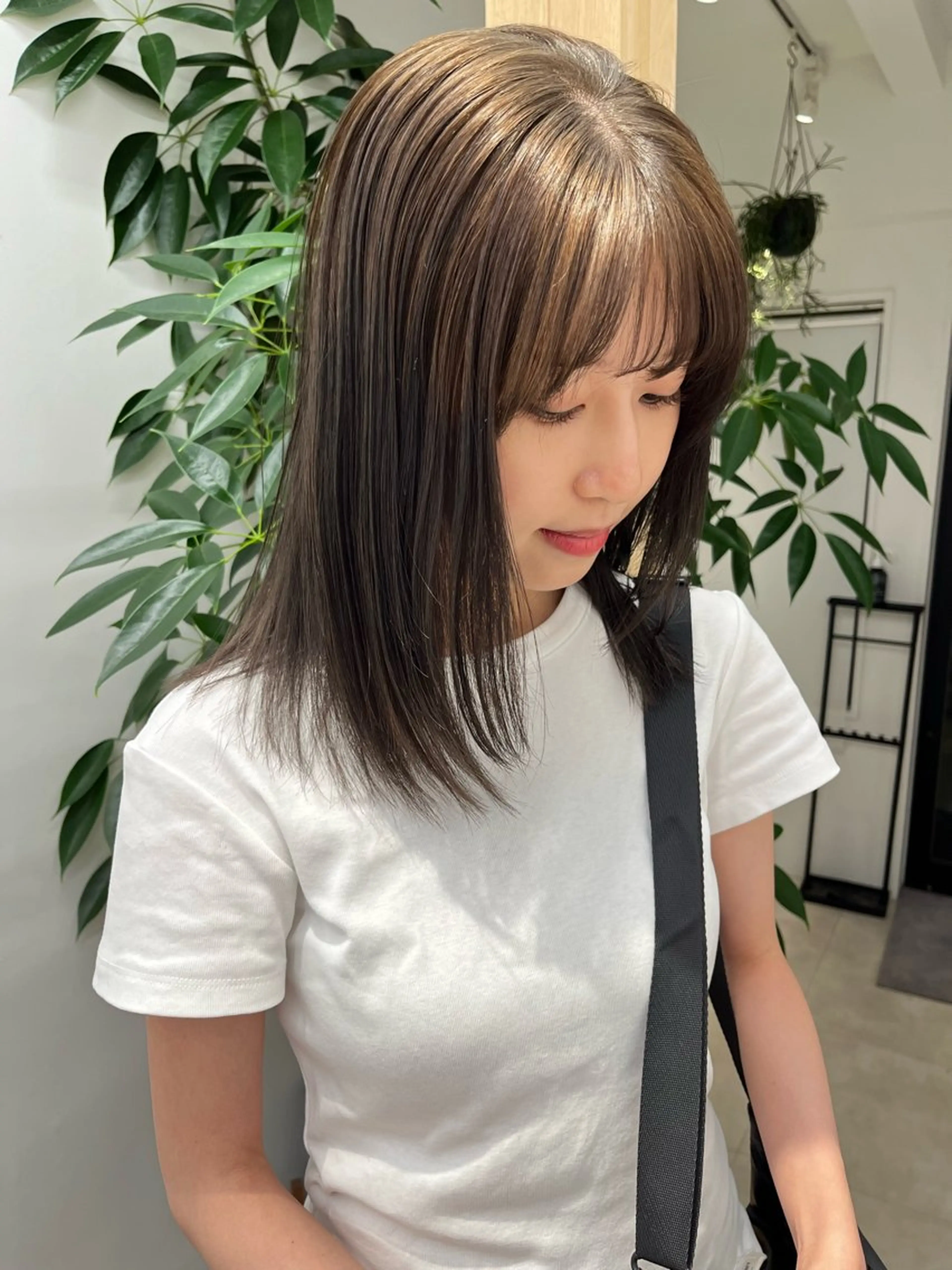 ミディアム カラー ベージュカラー ナチュラルなヘア /ヨシダトモキのヘアスタイル