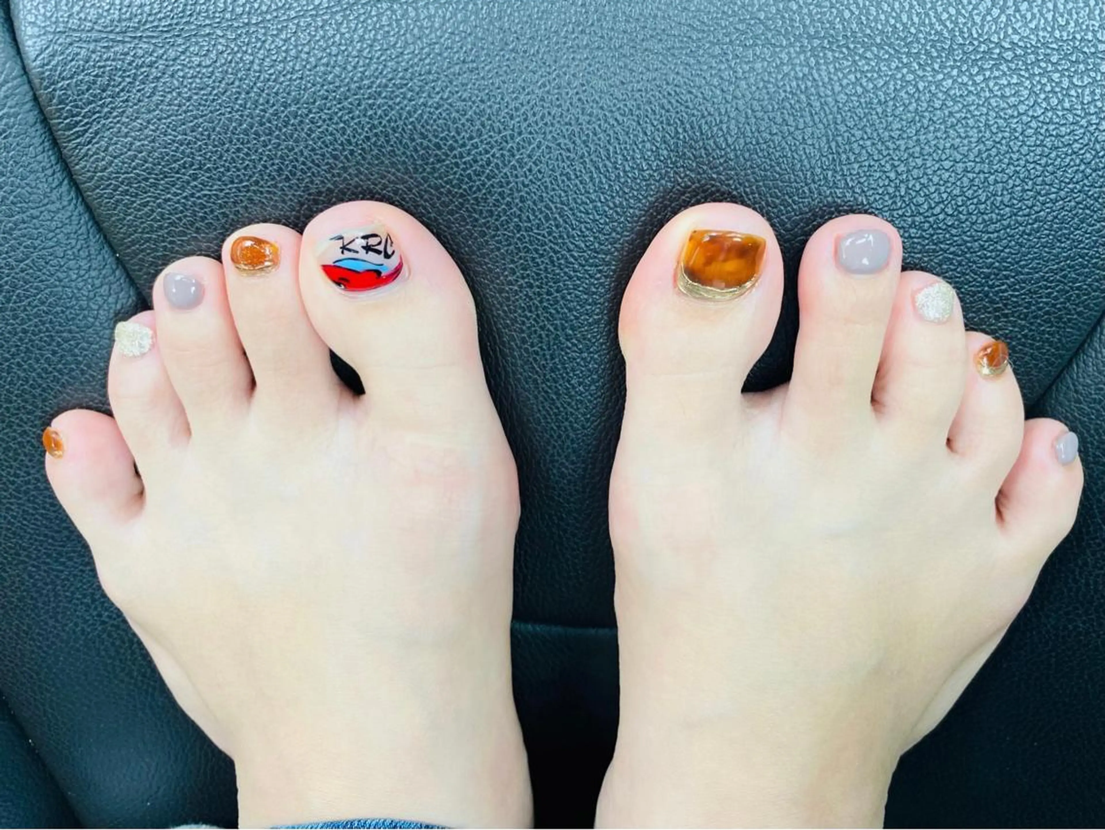 ネイル 大崎 奈々のネイルデザイン