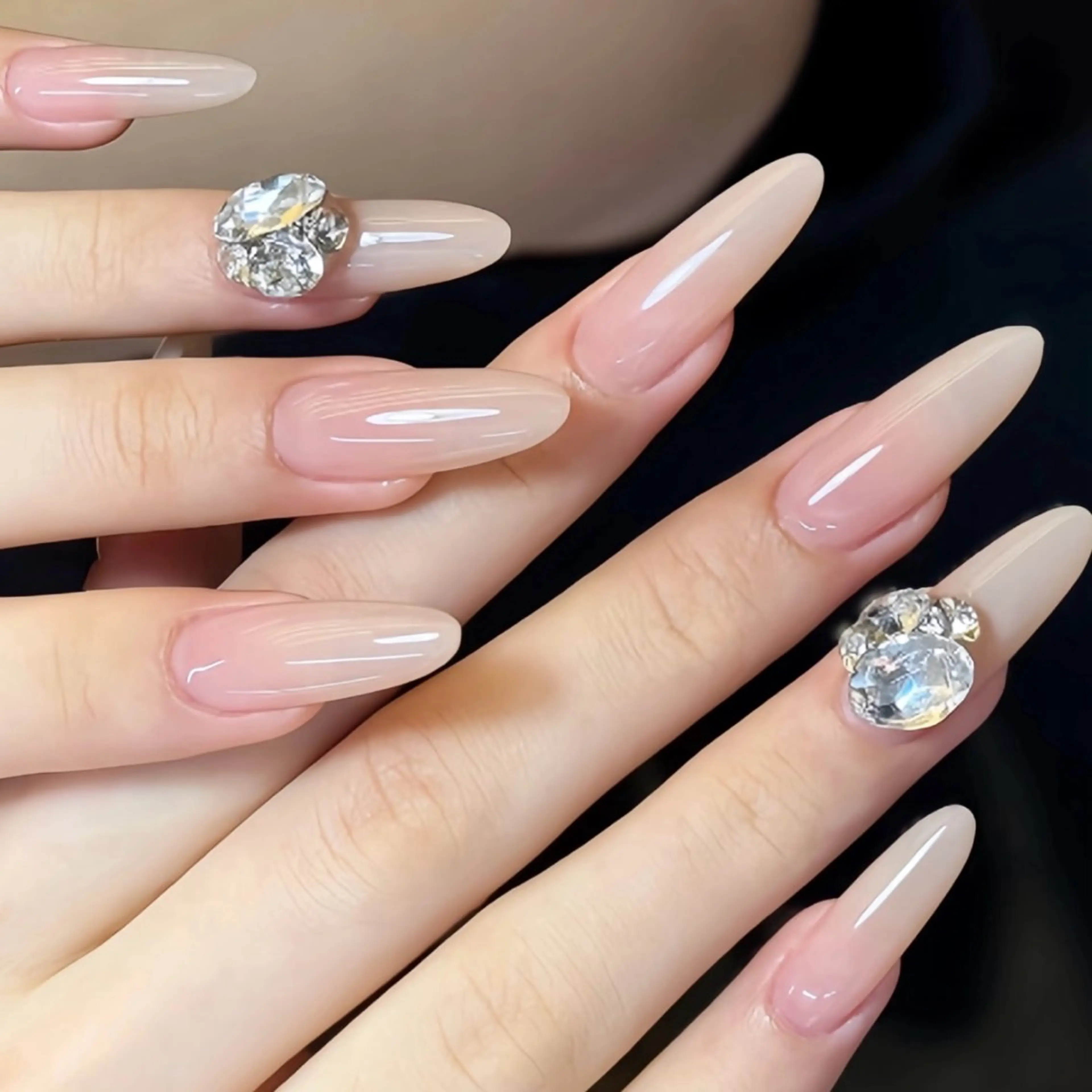 【HAND】オフあり💚ワンカラーorラメ パーツ2個付けの写真