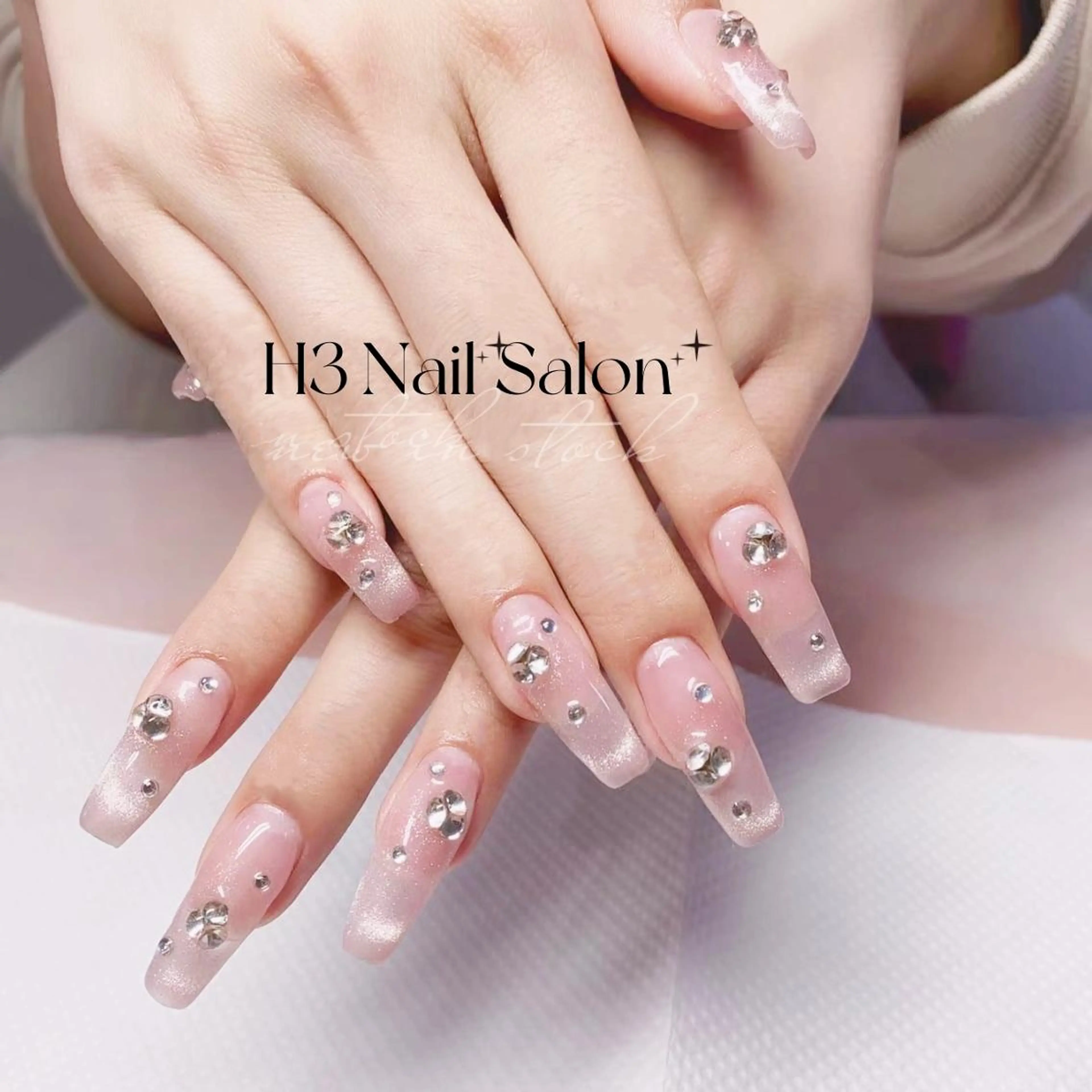 ロング H3 ネイル サロンのネイルデザイン