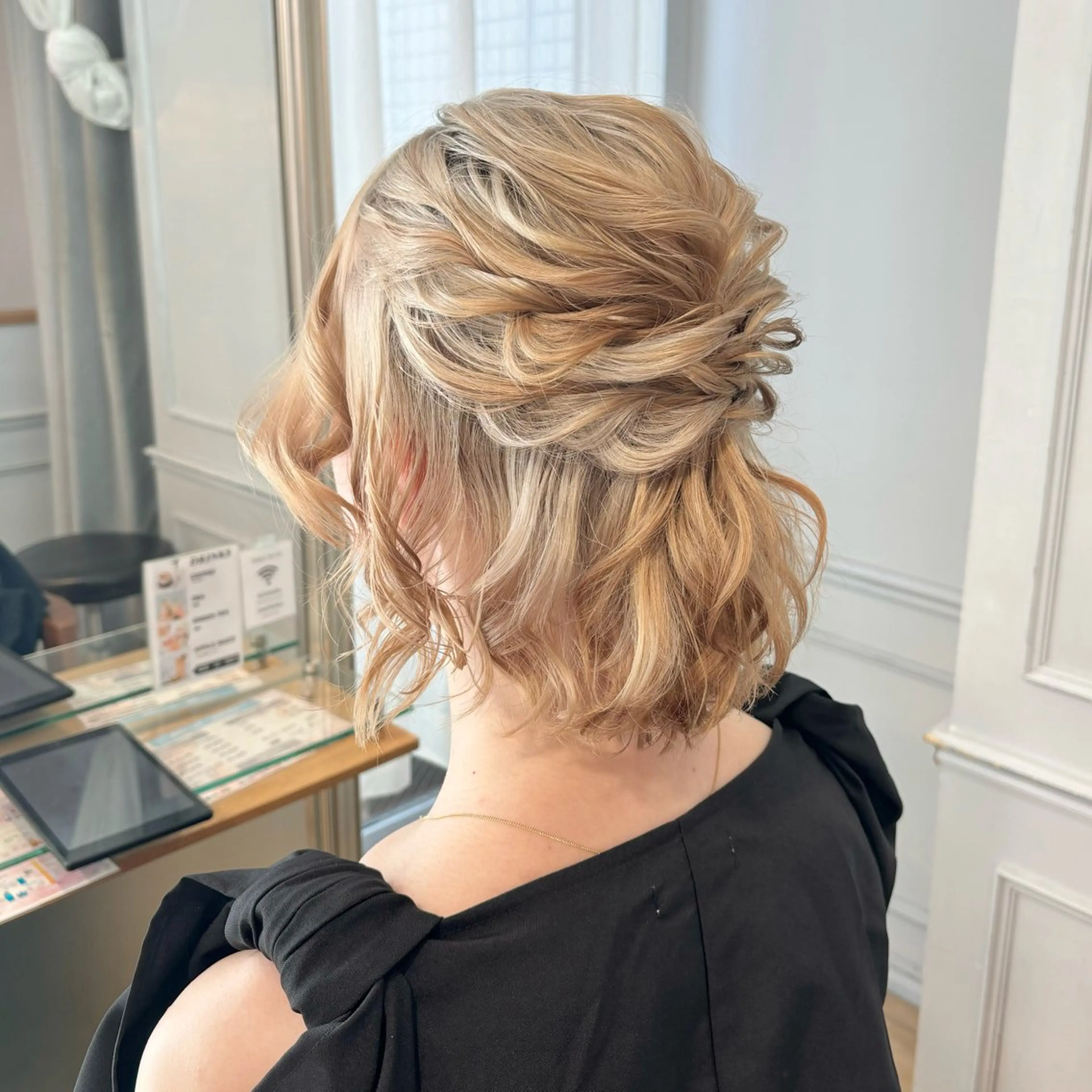 ミディアム ヘアアレンジ ボブ ヘアセット 🫧 nanaco🫧のヘアスタイル