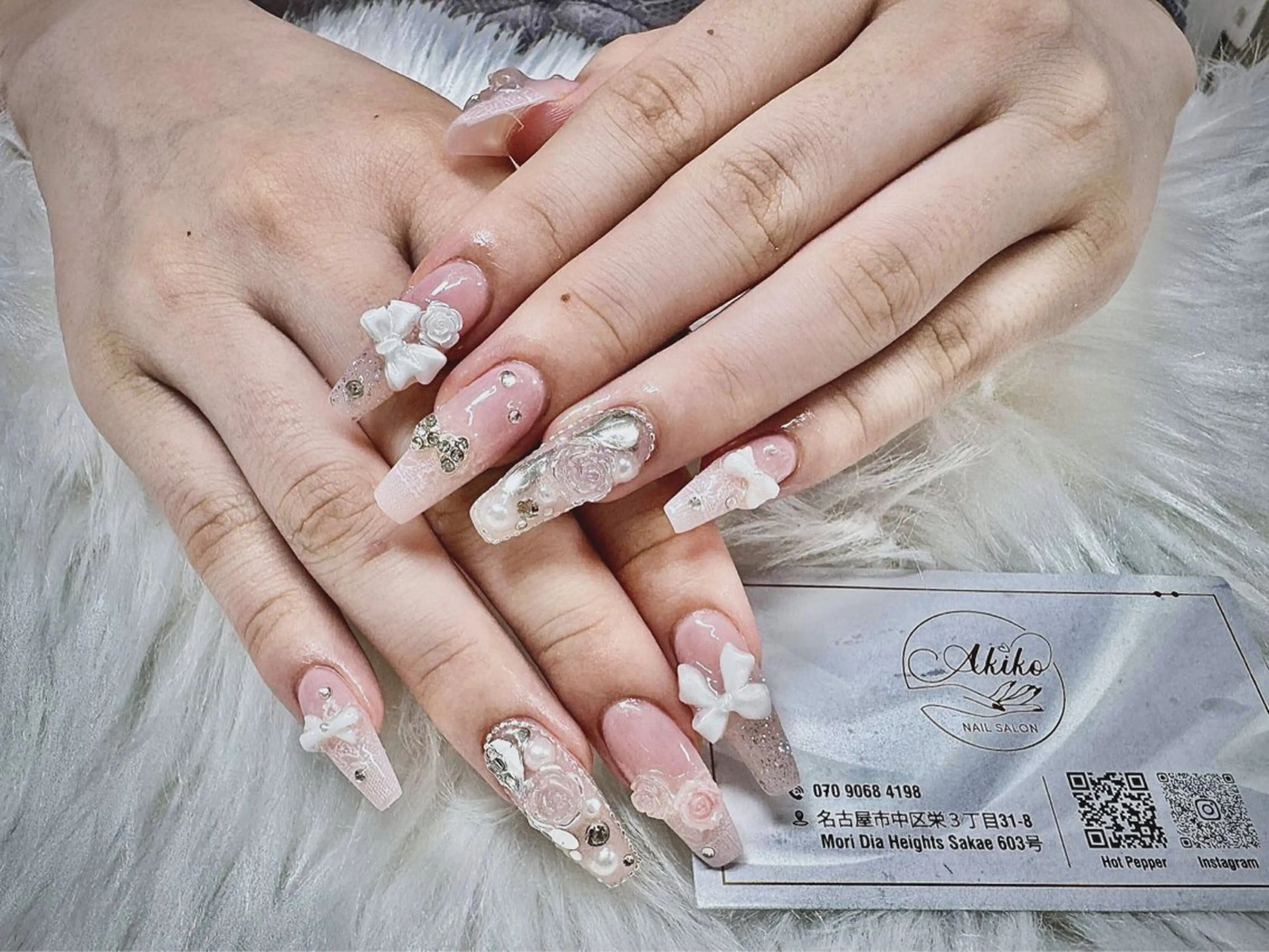 ネイル フットネイル ジェルネイル 韓国ネイル マグネットネイル 持ち込み ハンドネイル Akiko ネイルサロン所属・AKIKO ネイルサロンのネイルデザイン