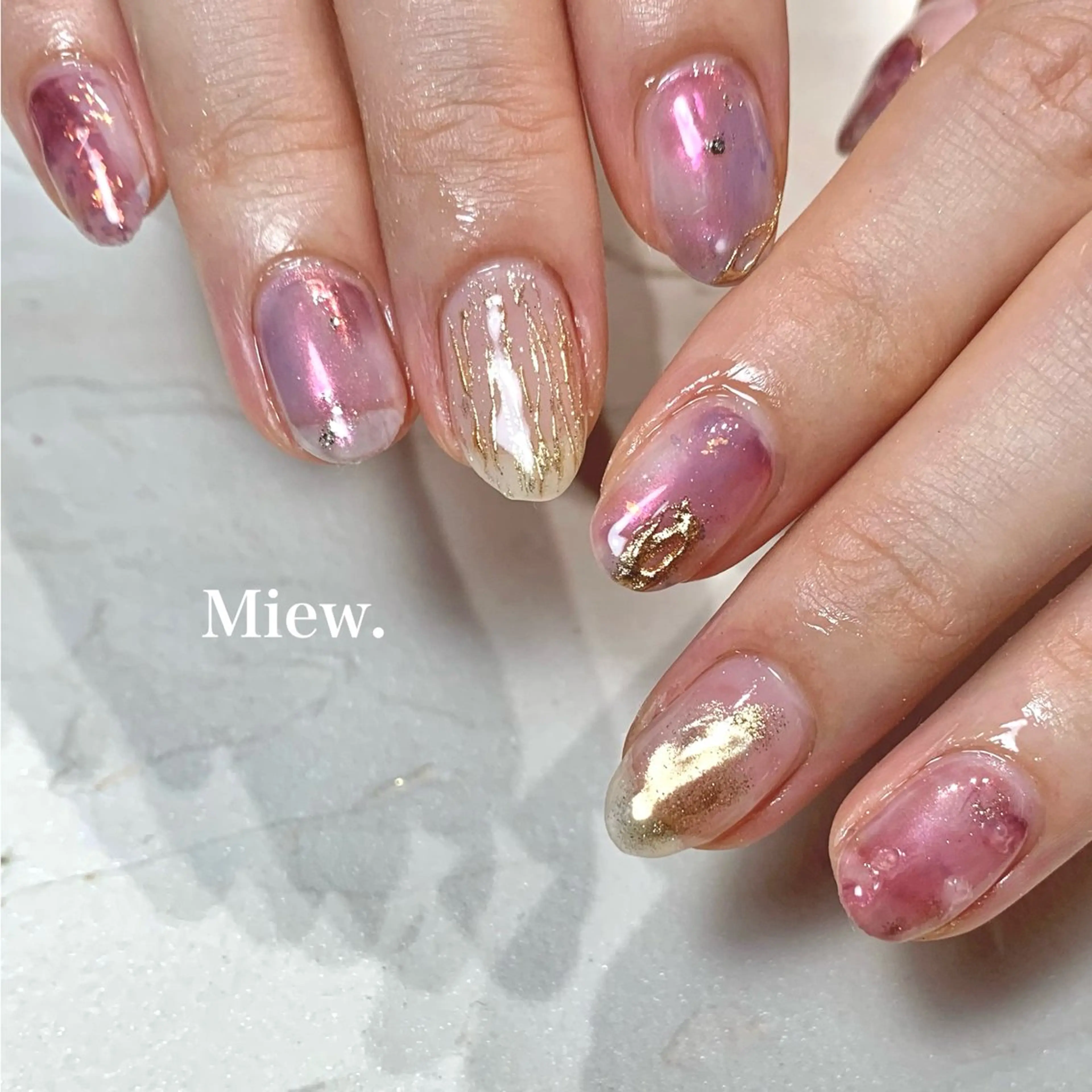 ネイル Mina🫧 【Miew.】のネイルデザイン