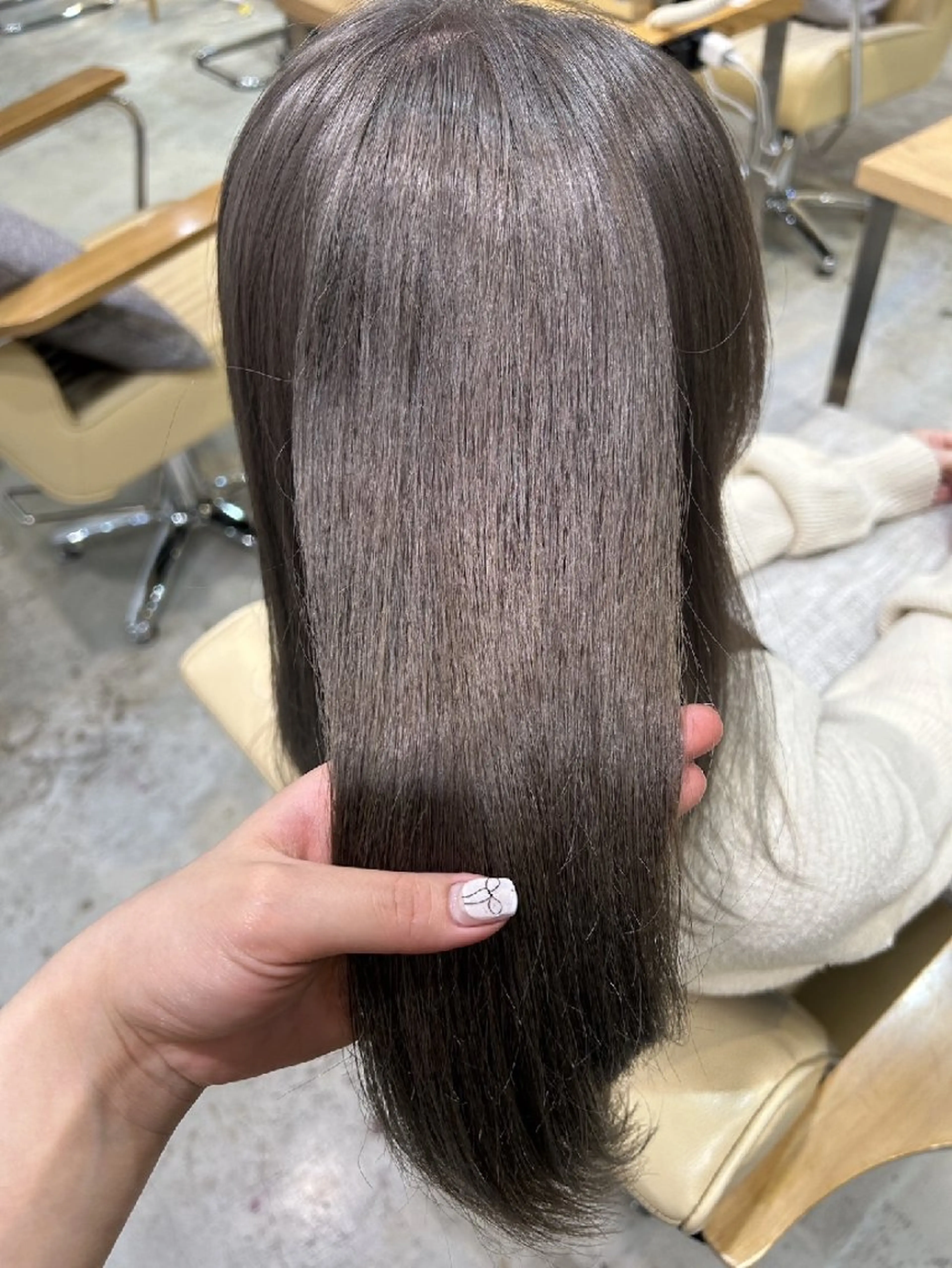 ロング ヘアカラー FILMS 柏所属・UCHIBORI NAMIのヘアスタイル