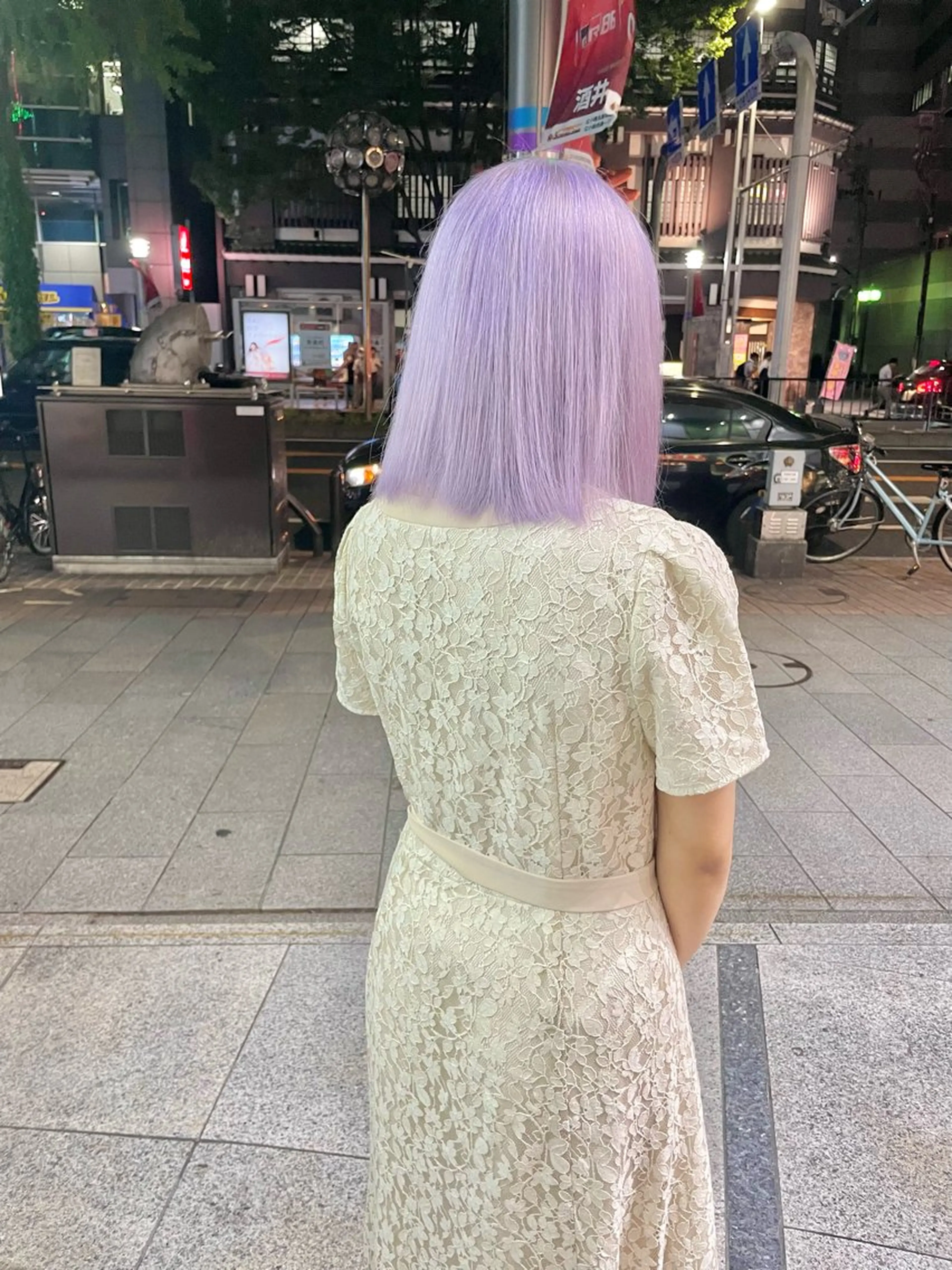 ミディアム インク 美容院のヘアスタイル