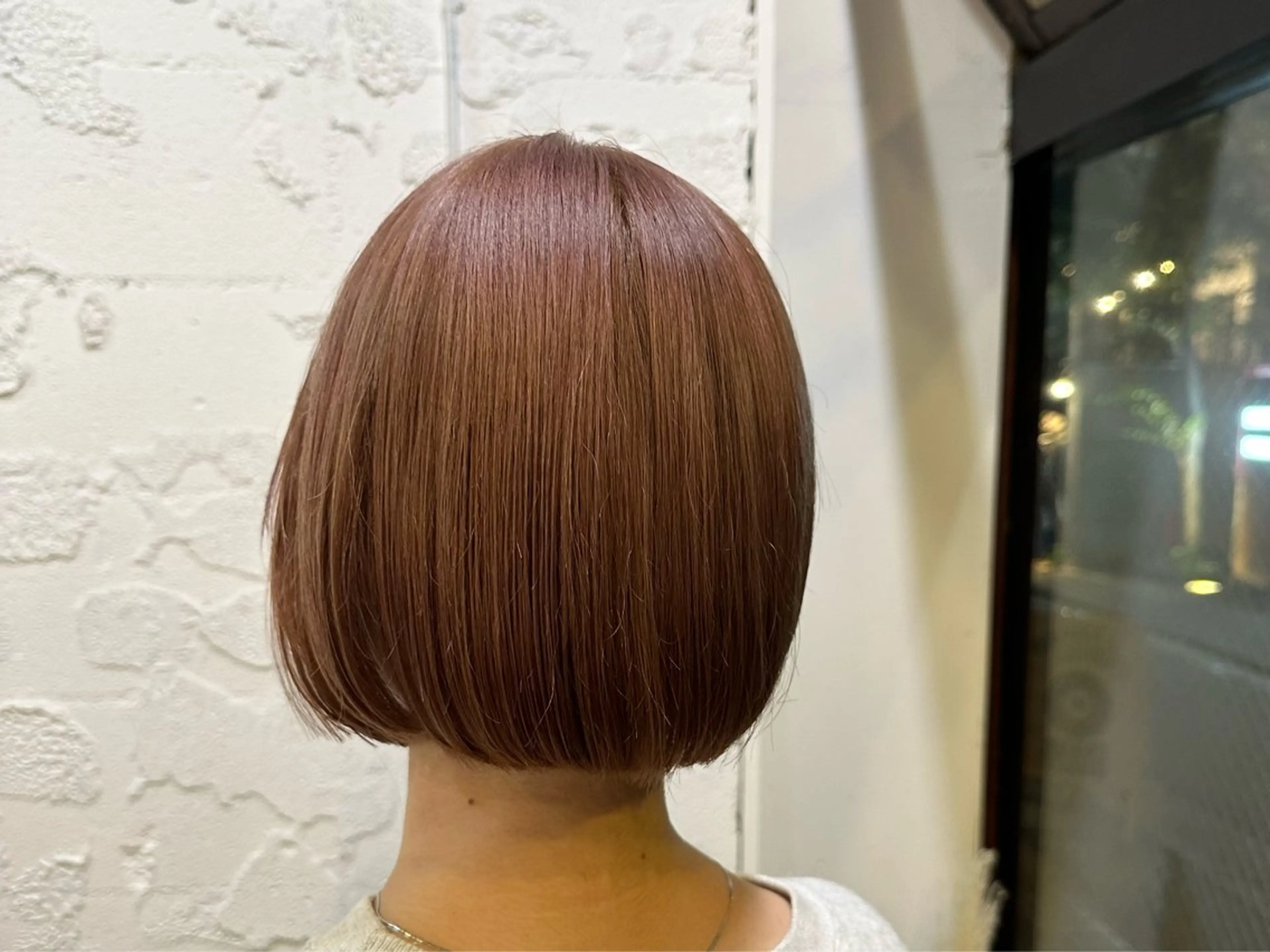 ショート カラー ベージュカラー ブリーチ ハイライトカラー ピンクカラー ピンクベージュ ヘアカラー トリートメント 髪質改善🌈 tomomiのヘアスタイル